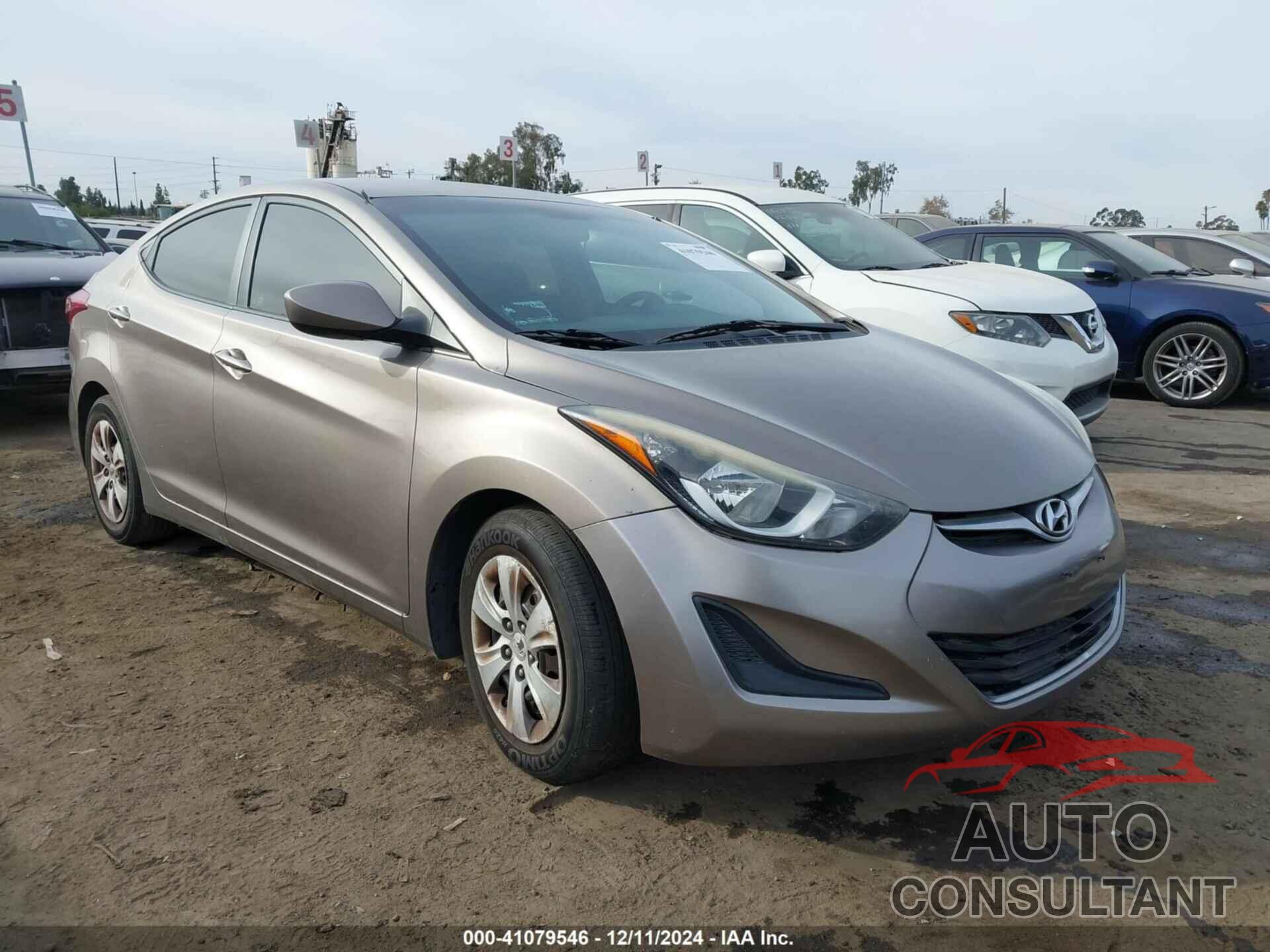 HYUNDAI ELANTRA 2016 - 5NPDH4AE4GH698119