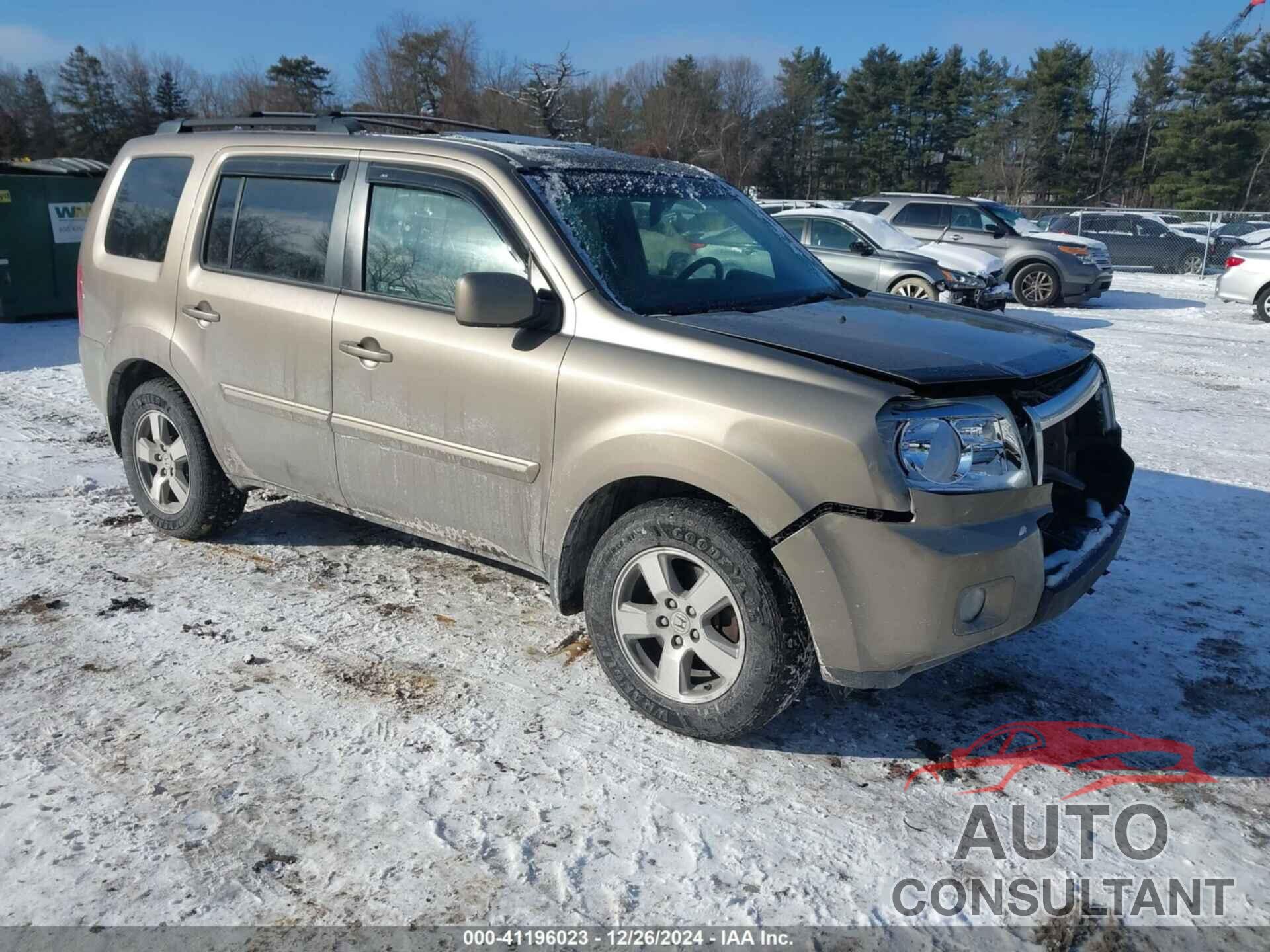 HONDA PILOT 2010 - 5FNYF4H51AB033021