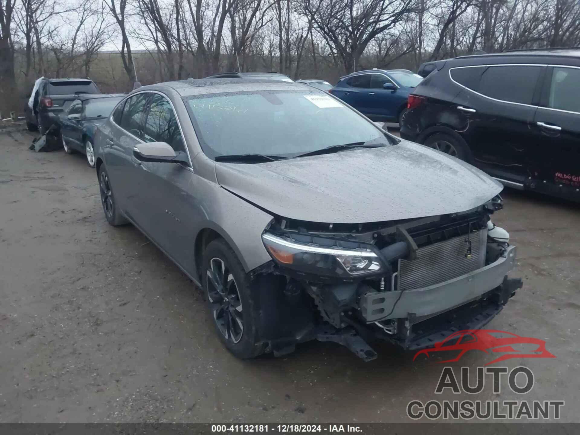 CHEVROLET MALIBU 2018 - 1G1ZD5ST0JF109498