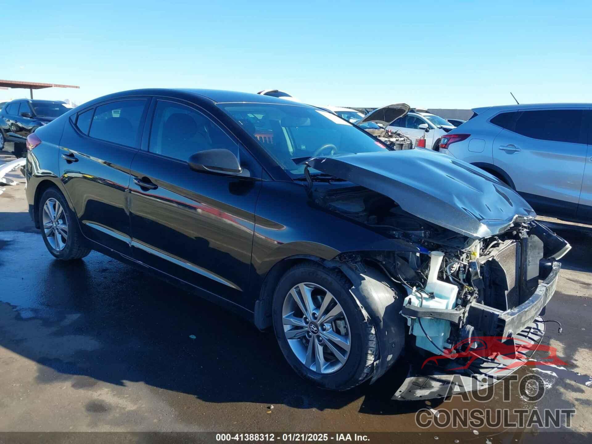 HYUNDAI ELANTRA 2018 - KMHD84LF4JU556982