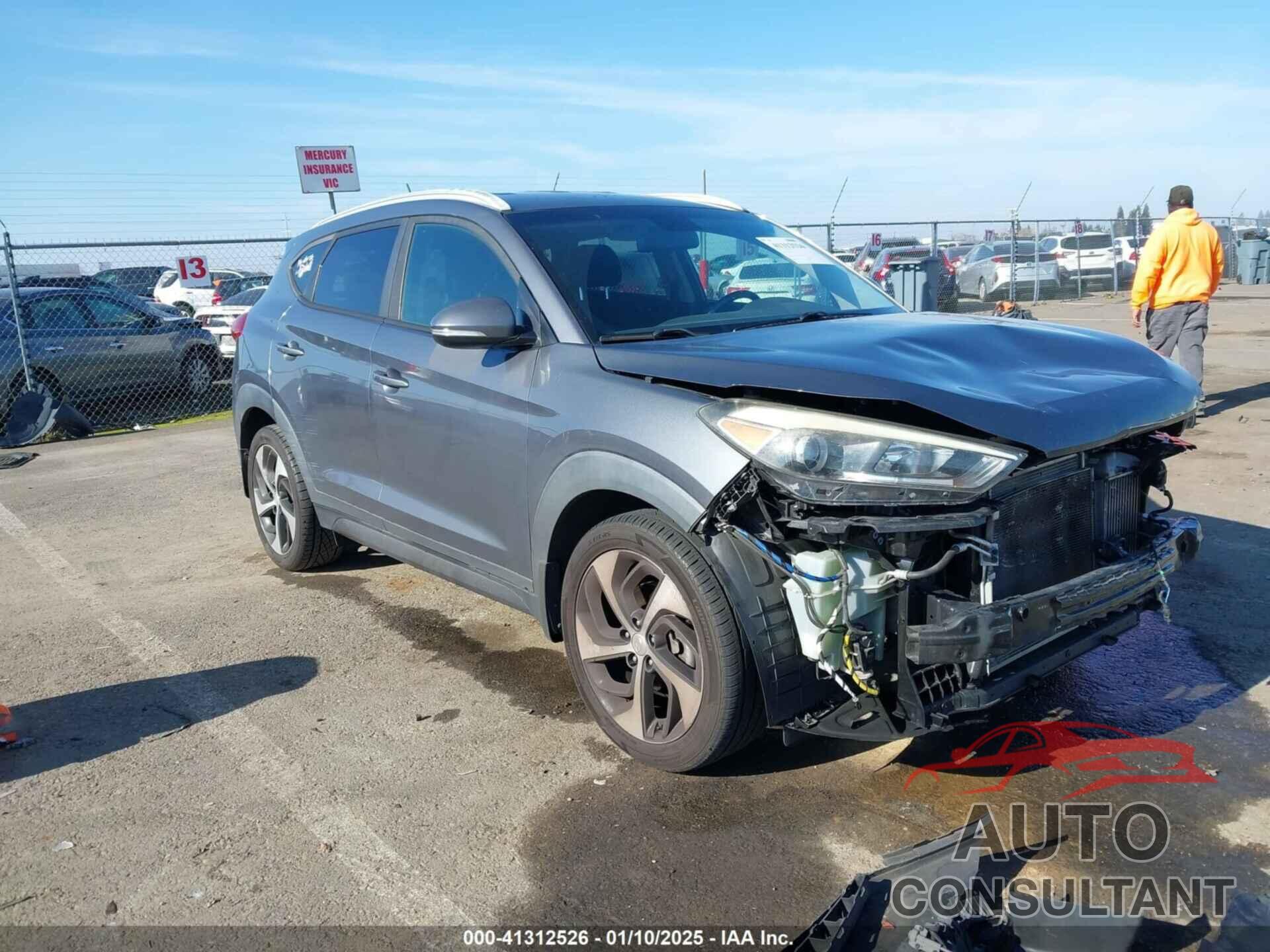 HYUNDAI TUCSON 2016 - KM8J33A22GU231834