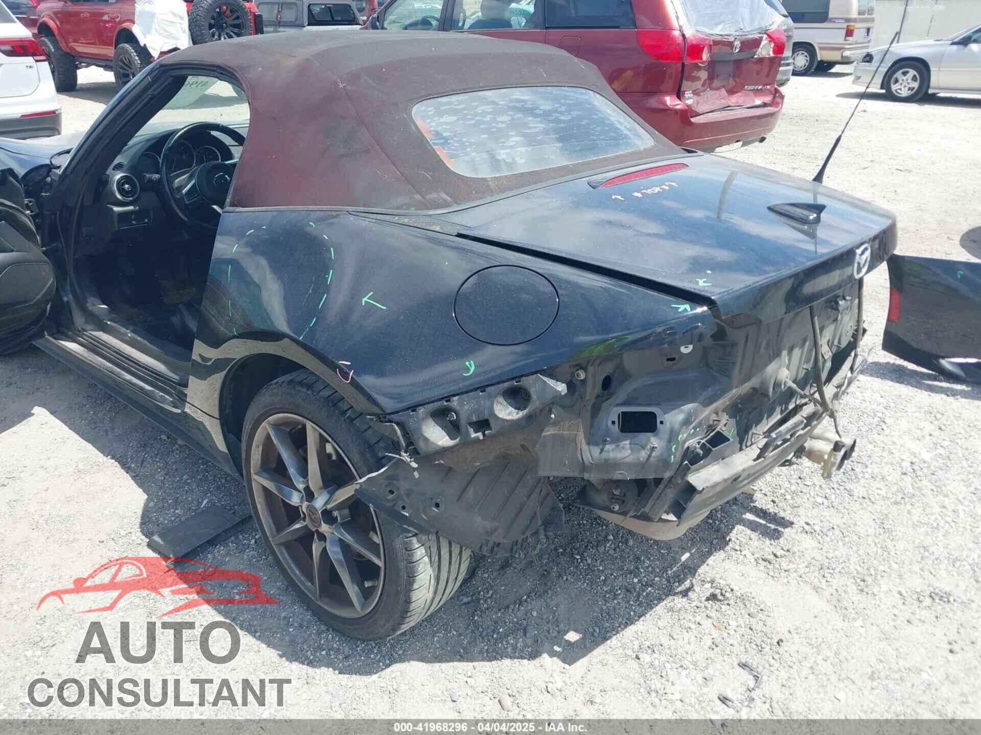 MAZDA MX-5 MIATA 2018 - JM1NDAD71J0202757