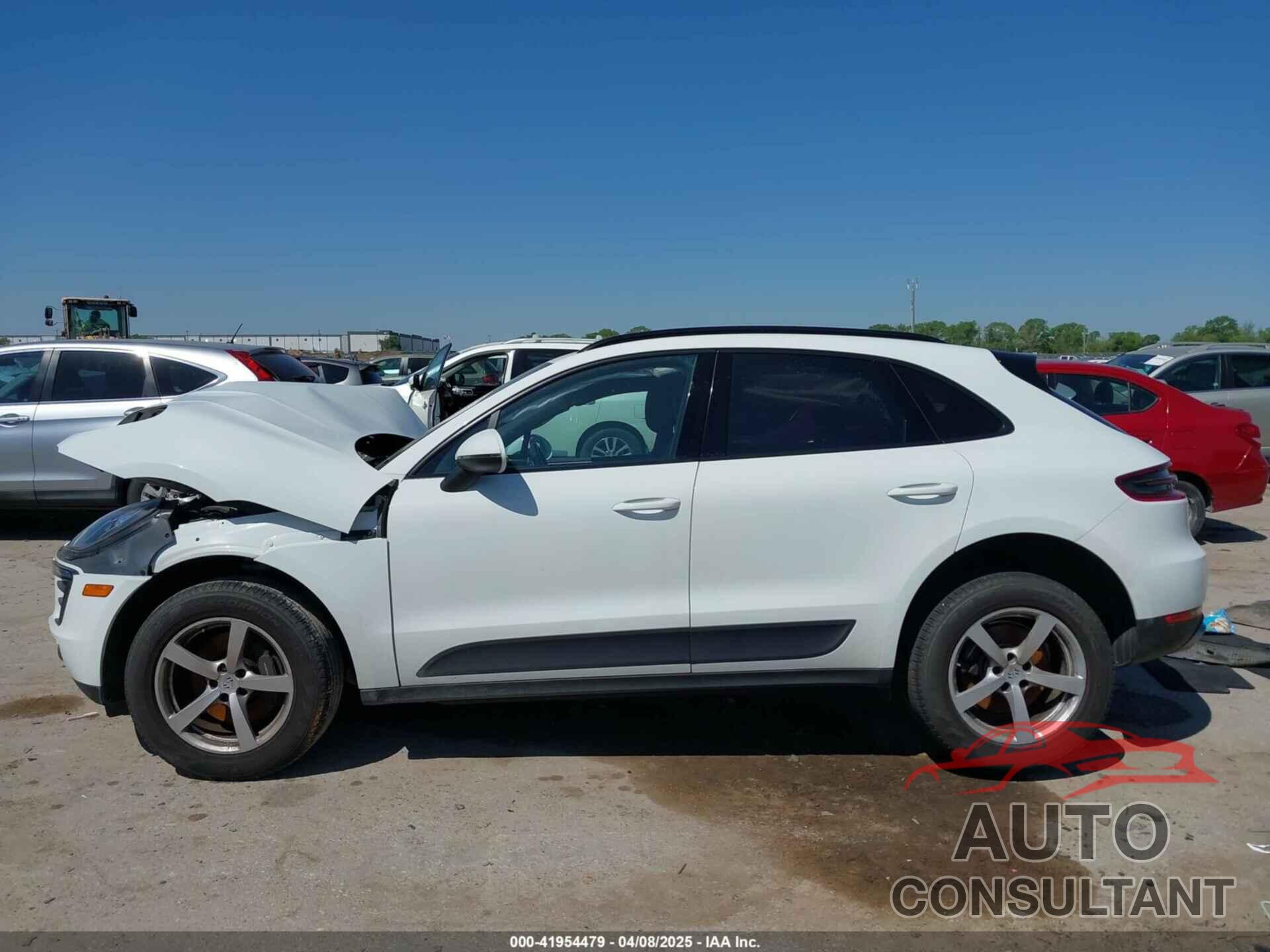 PORSCHE MACAN 2018 - WP1AA2A50JLB18264