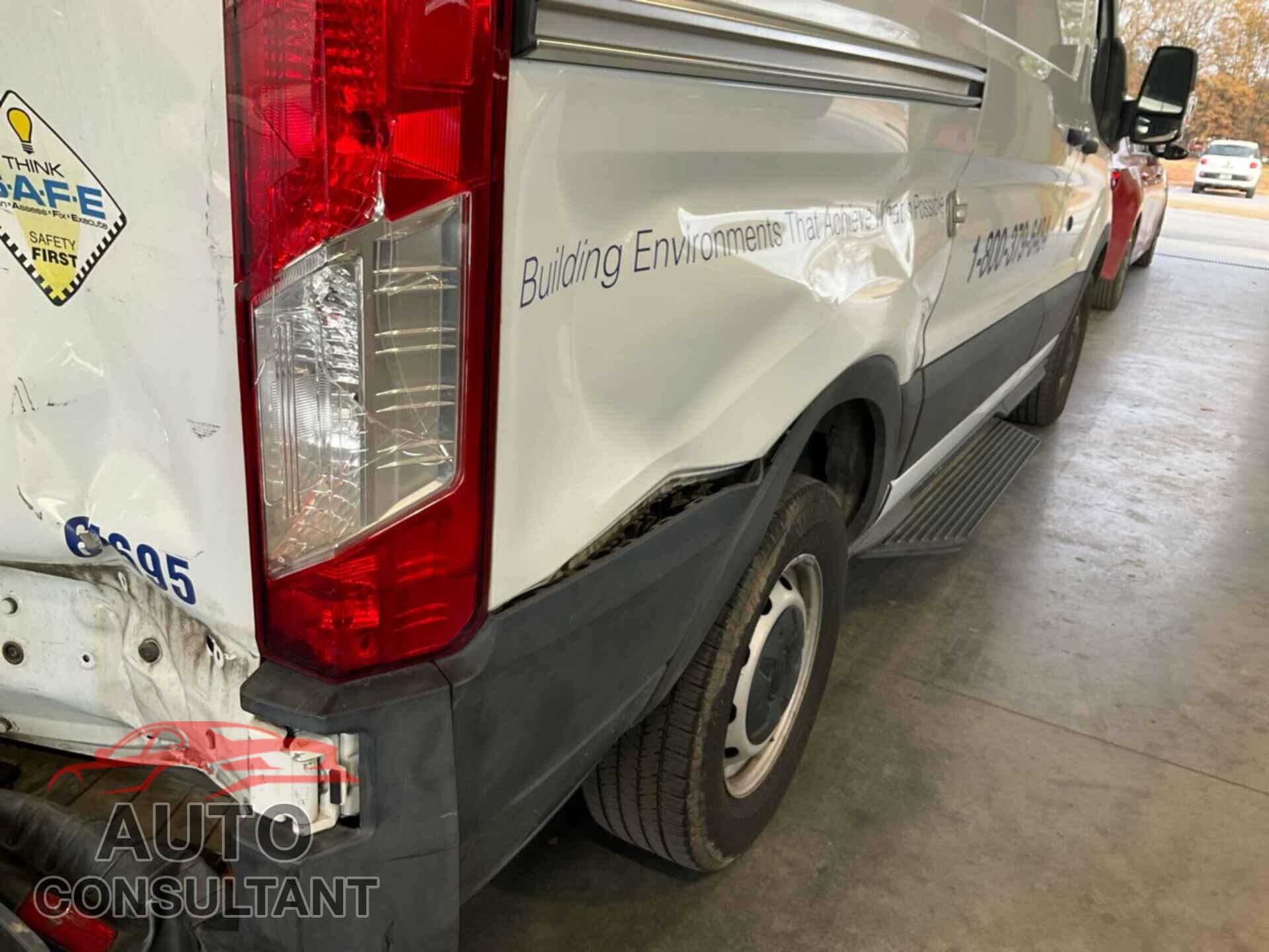 FORD TRANSIT 2019 - 1FTYR1YM2KKA24751
