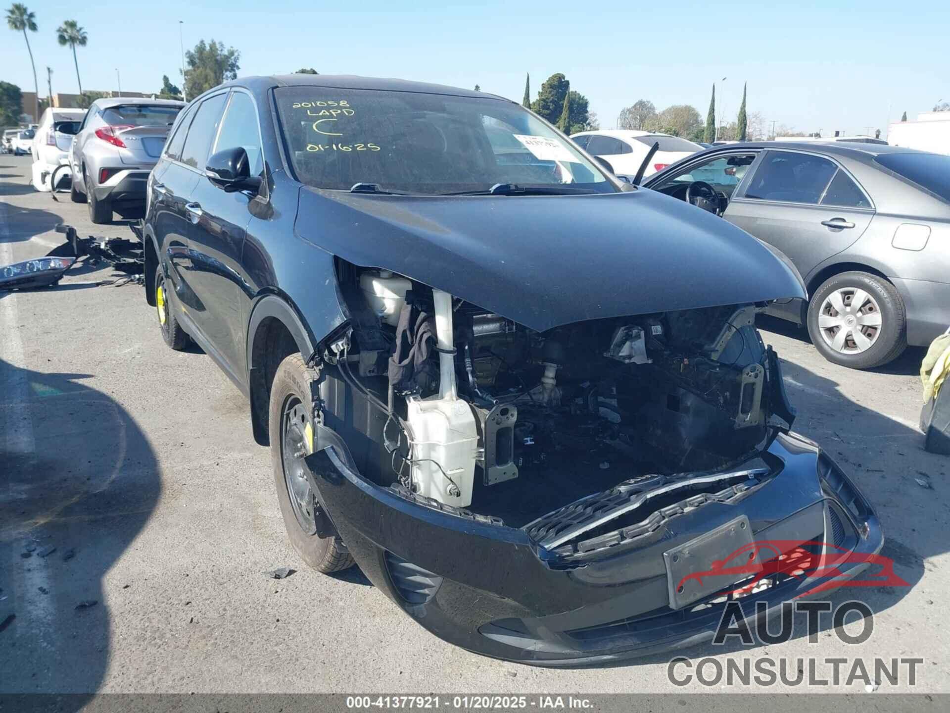 KIA SORENTO 2019 - 5XYPG4A33KG458915