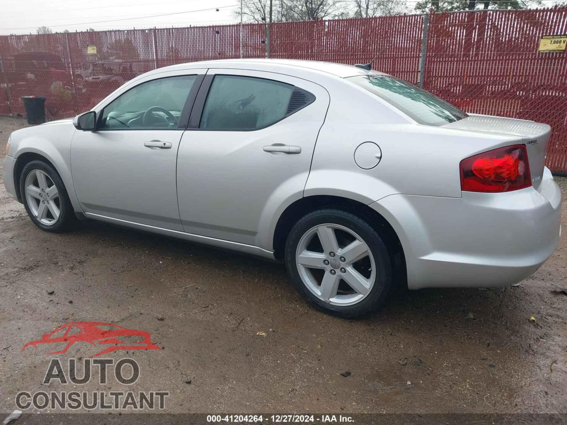 DODGE AVENGER 2011 - 1B3BD1FB5BN554315
