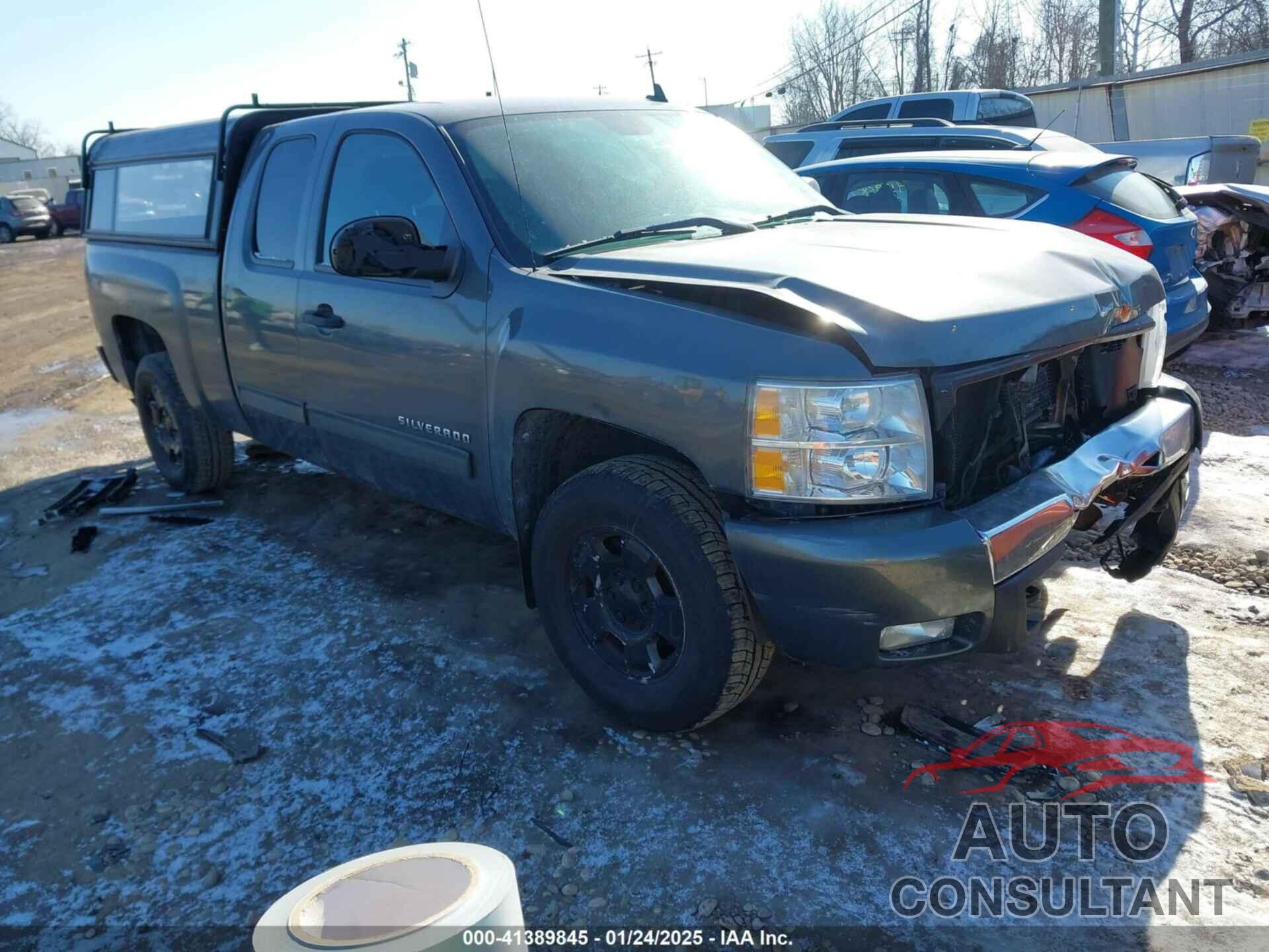 CHEVROLET SILVERADO 1500 2011 - 1GCRKSE31BZ410868
