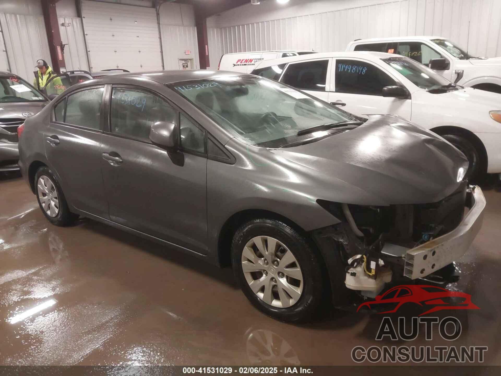 HONDA CIVIC 2012 - 2HGFB2F55CH586411