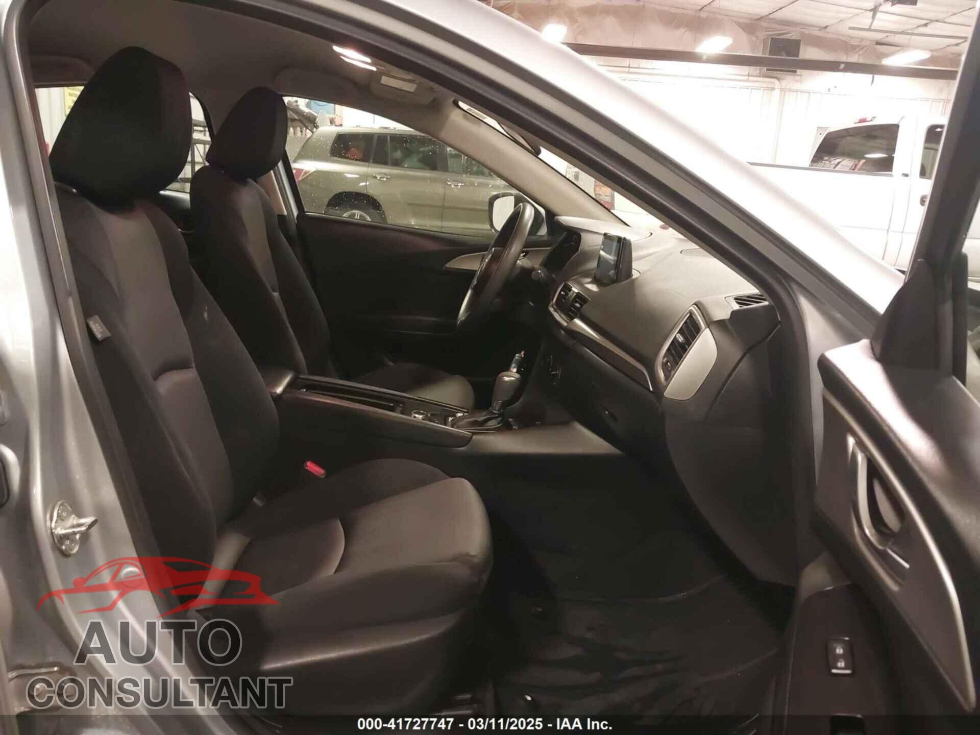 MAZDA MAZDA3 2017 - 3MZBN1K75HM150640