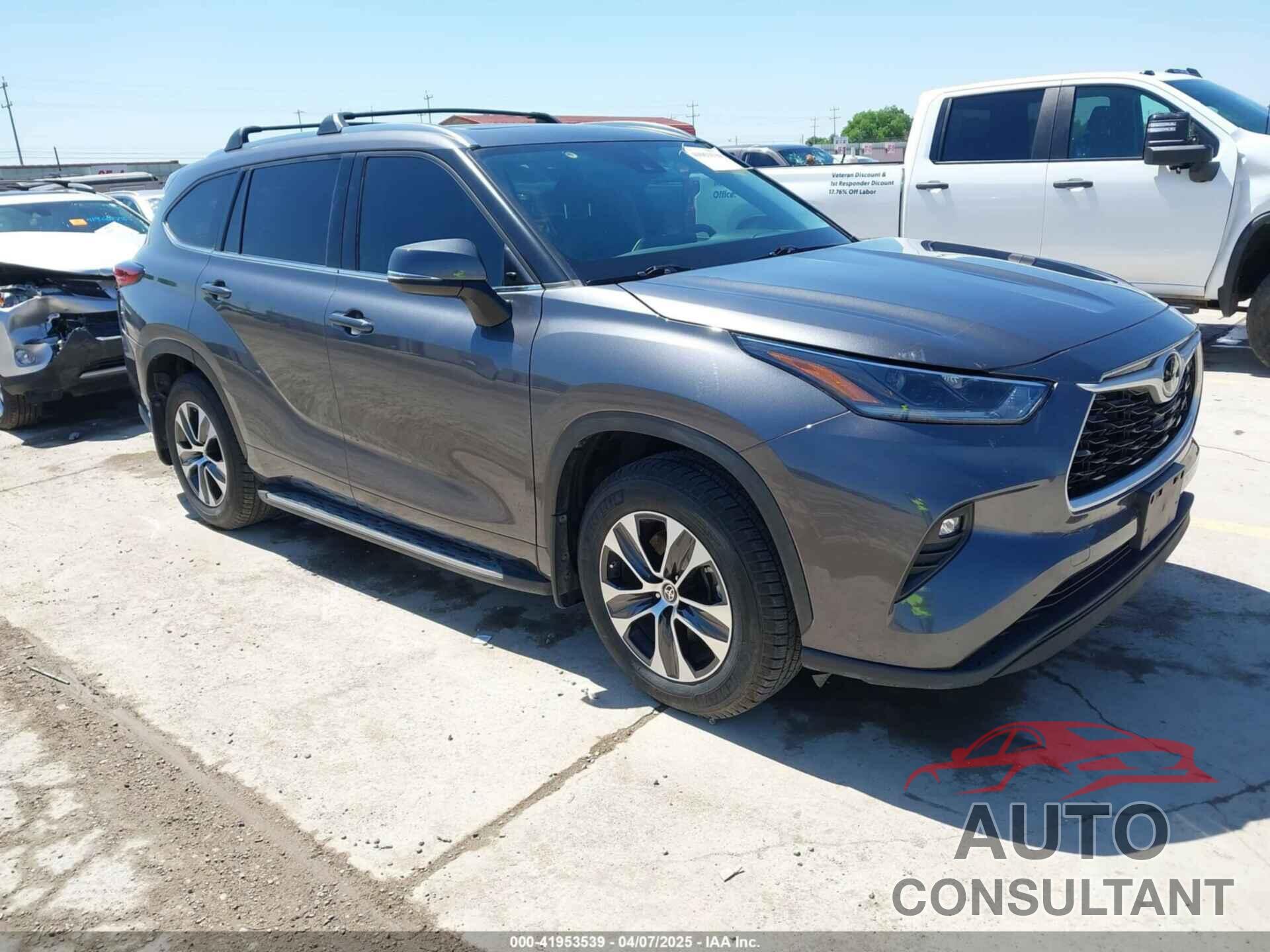 TOYOTA HIGHLANDER 2021 - 5TDGZRAH7MS528781