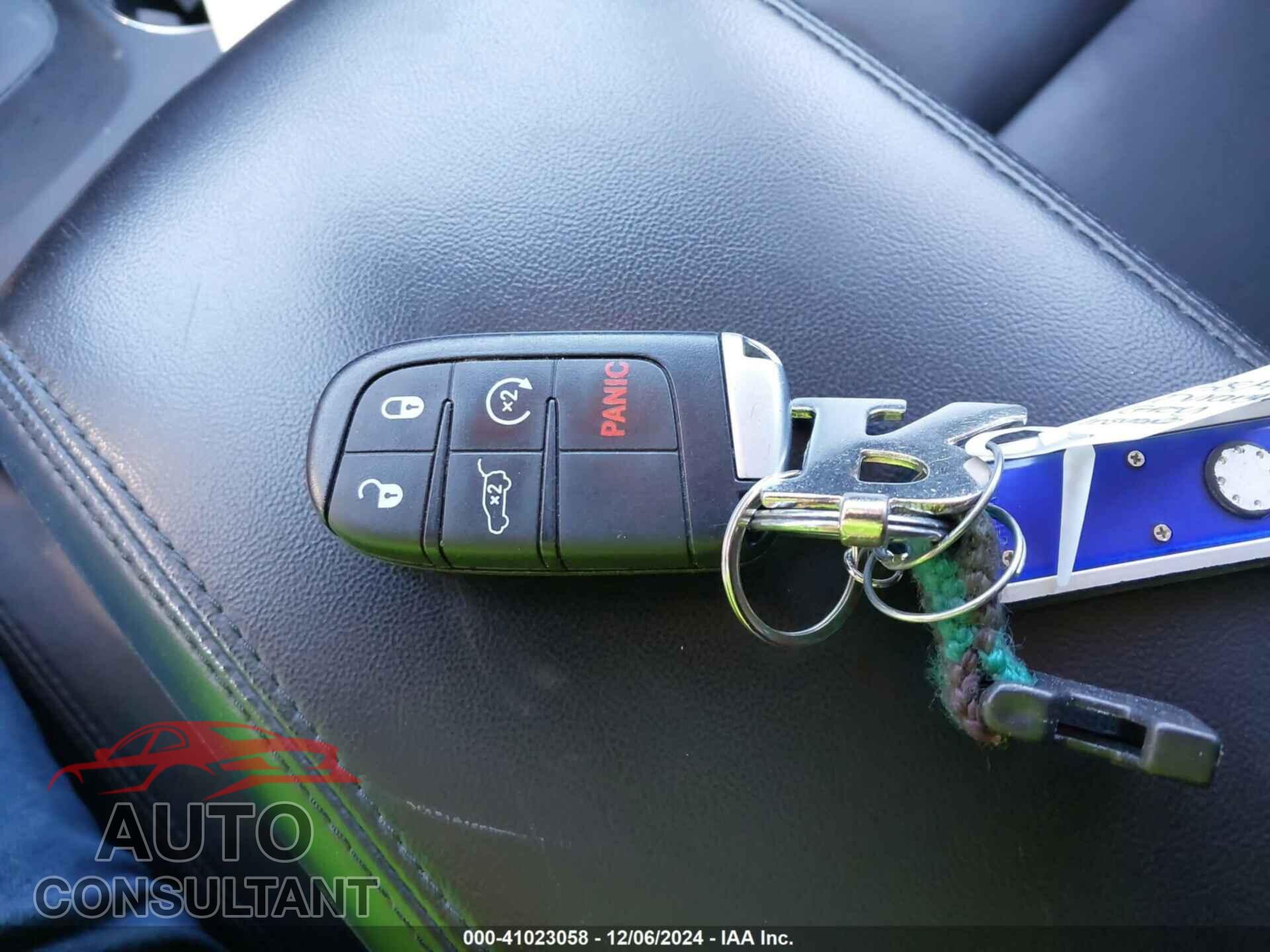DODGE DURANGO 2015 - 1C4RDJDG4FC756138