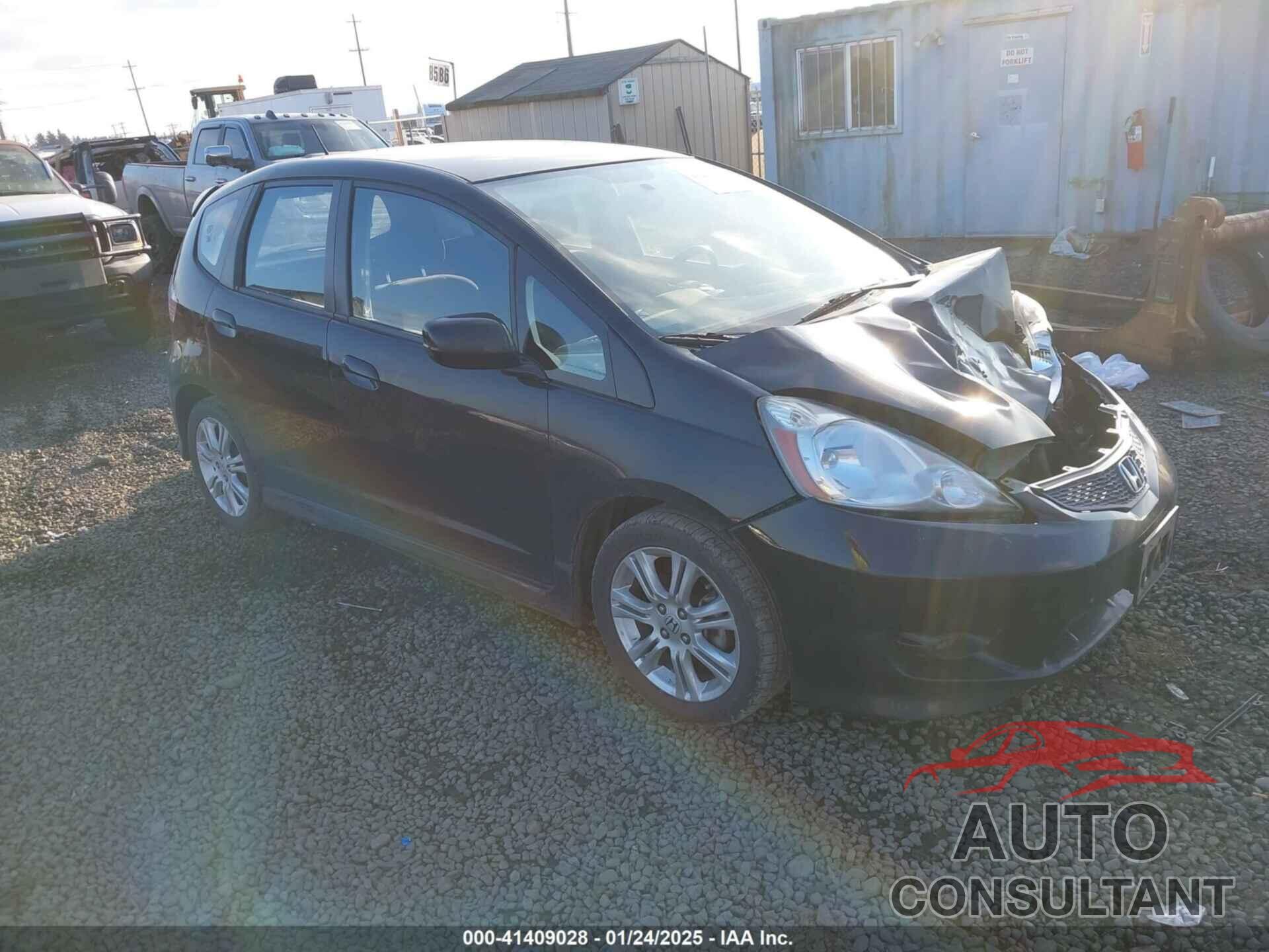 HONDA FIT 2009 - JHMGE884X9C005903