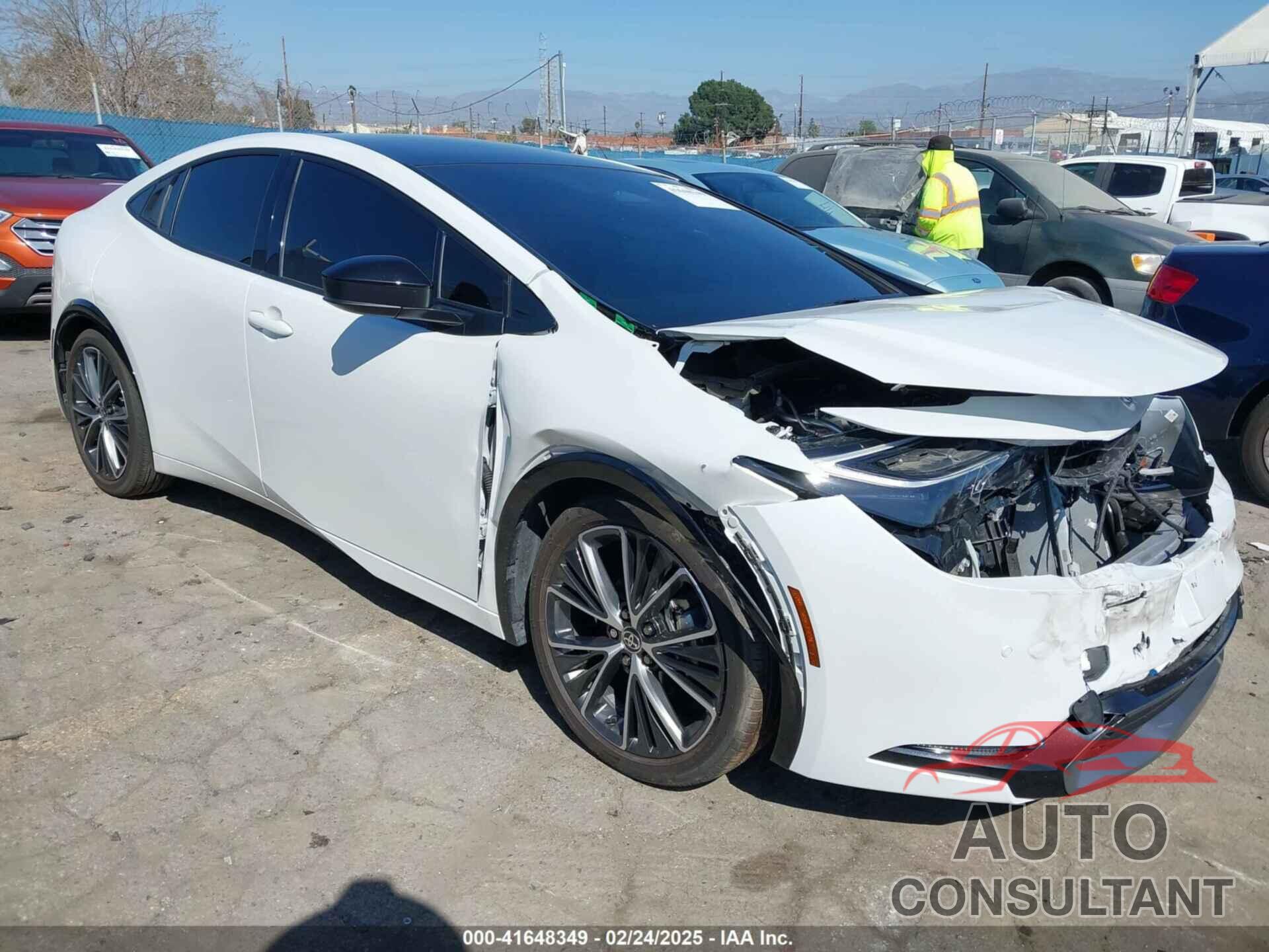 TOYOTA PRIUS 2024 - JTDACAAU7R3016159