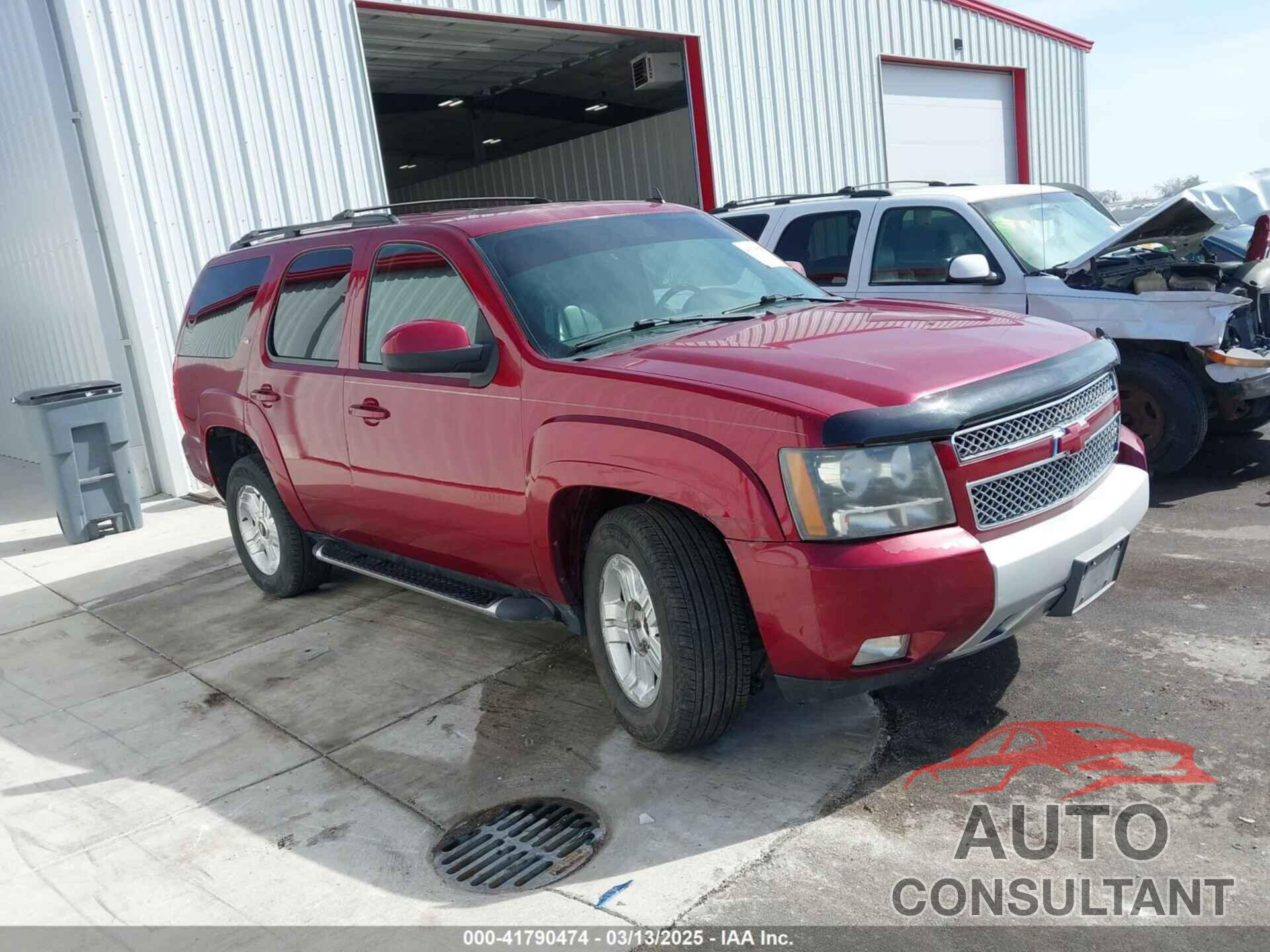 CHEVROLET TAHOE 2010 - 1GNUKBE08AR112792