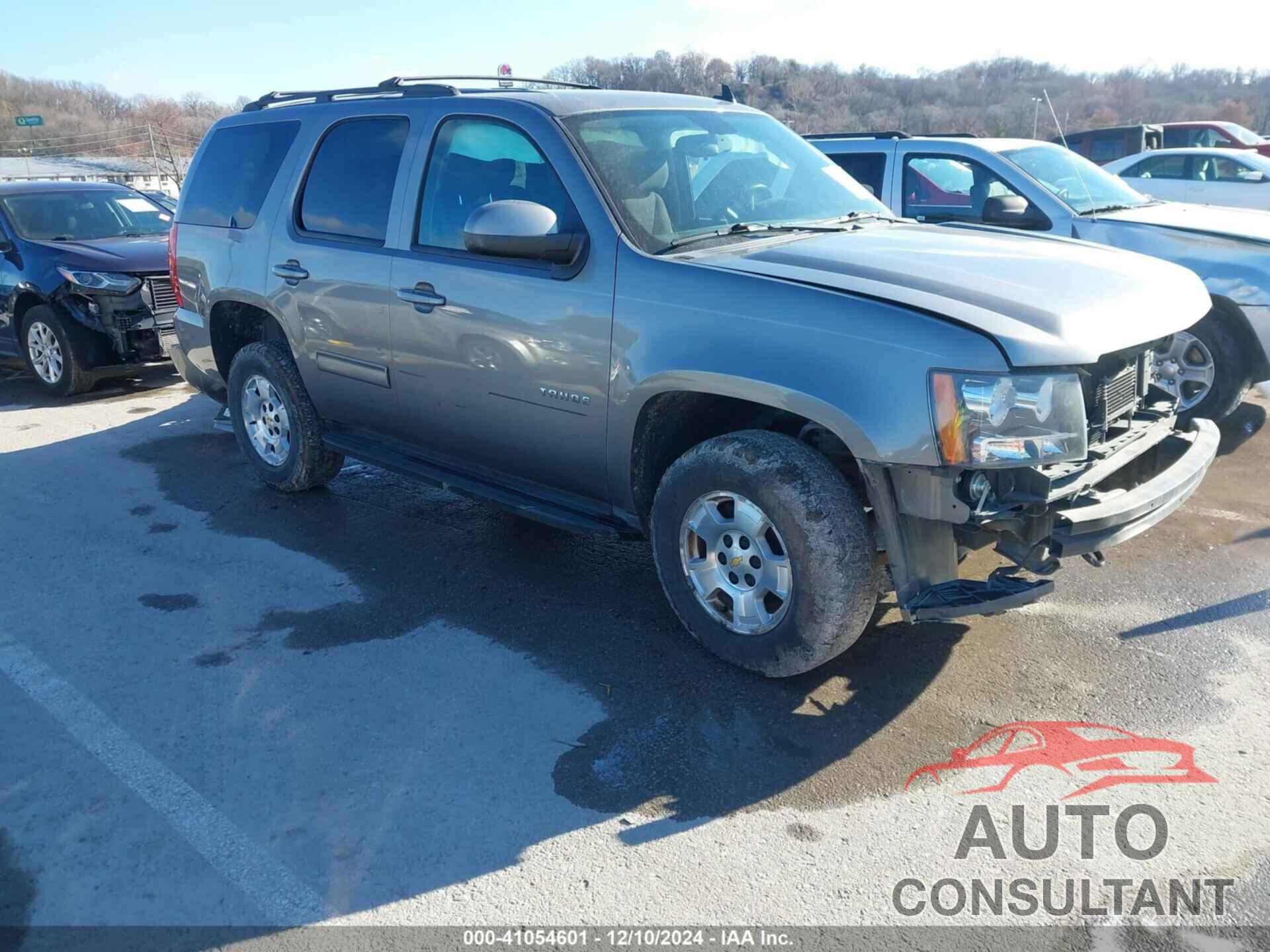 CHEVROLET TAHOE 2012 - 1GNSKAE05CR278255