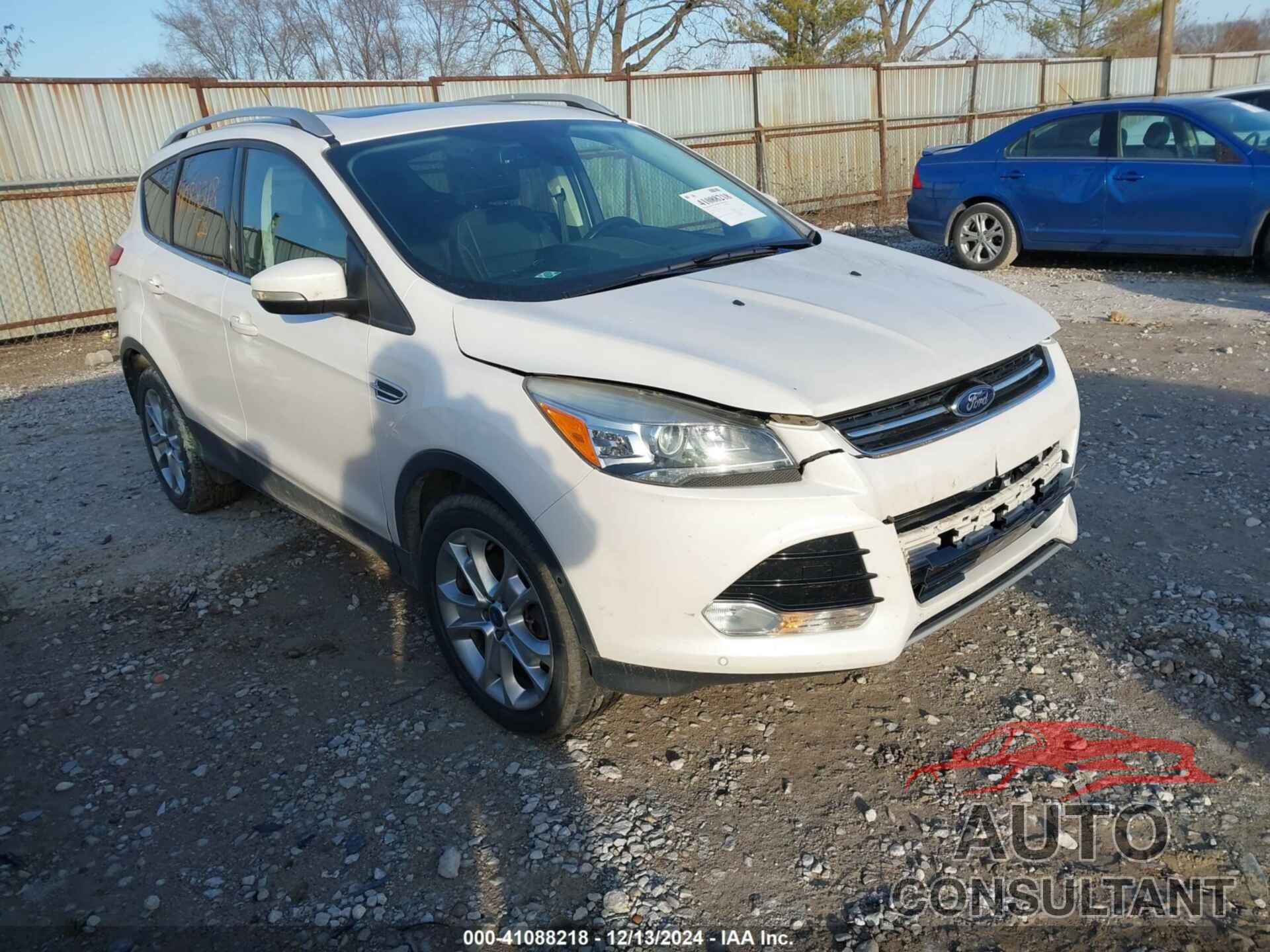 FORD ESCAPE 2015 - 1FMCU9J97FUA59174