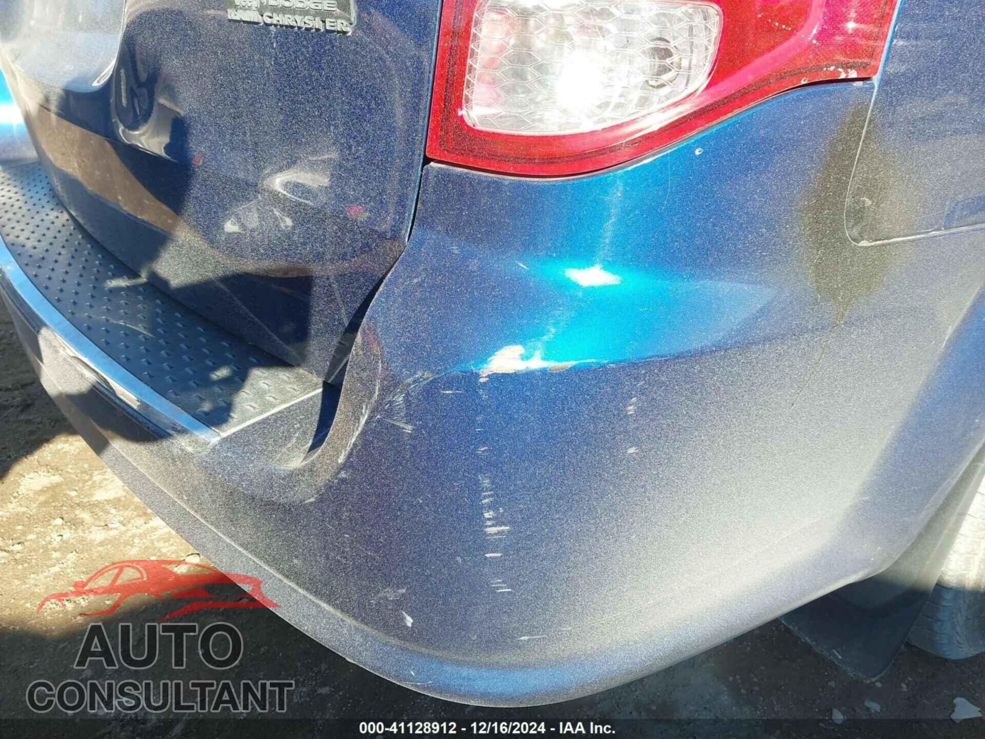 DODGE GRAND CARAVAN 2011 - 2D4RN3DG4BR727980