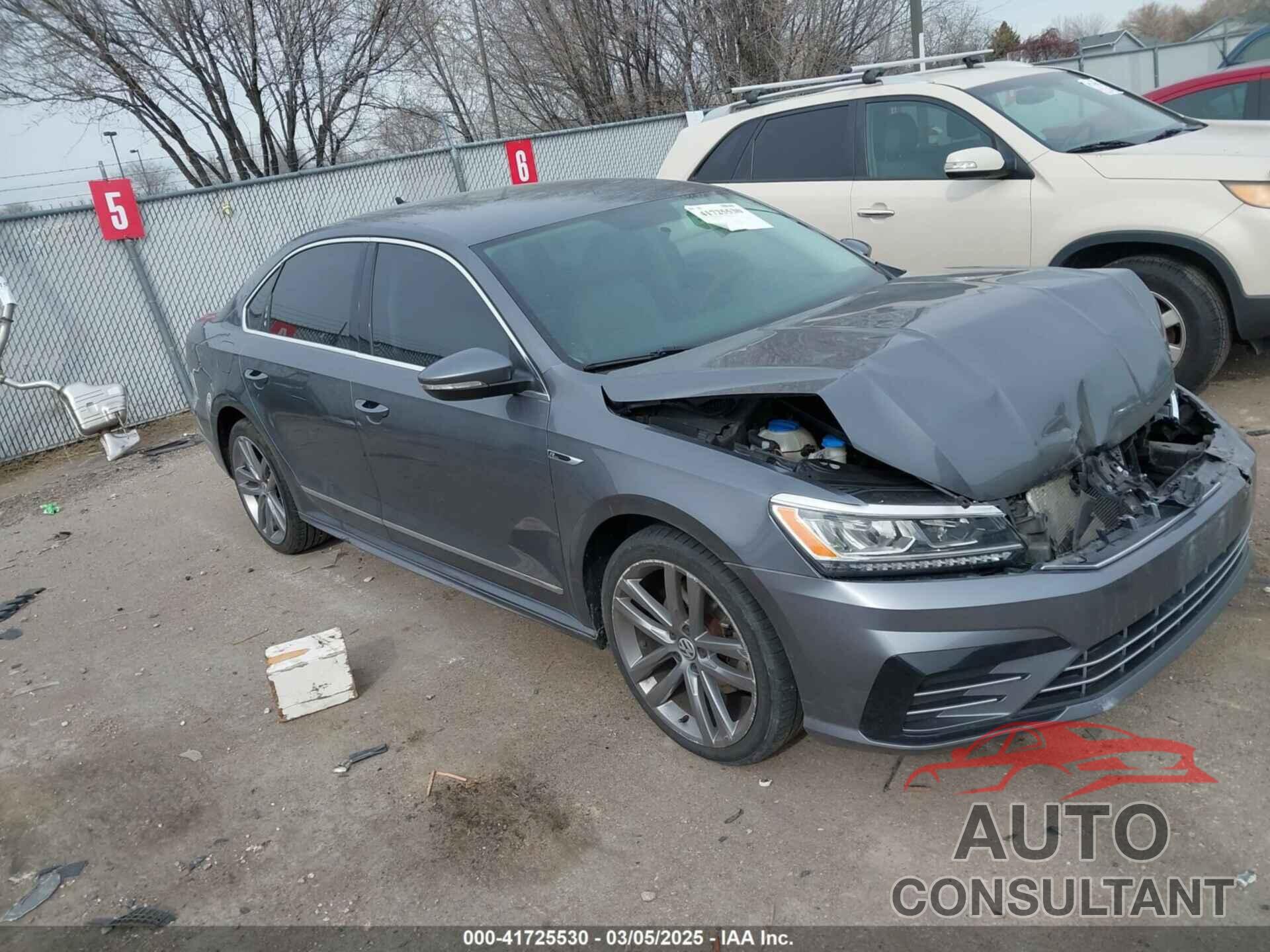 VOLKSWAGEN PASSAT 2017 - 1VWDT7A31HC072889