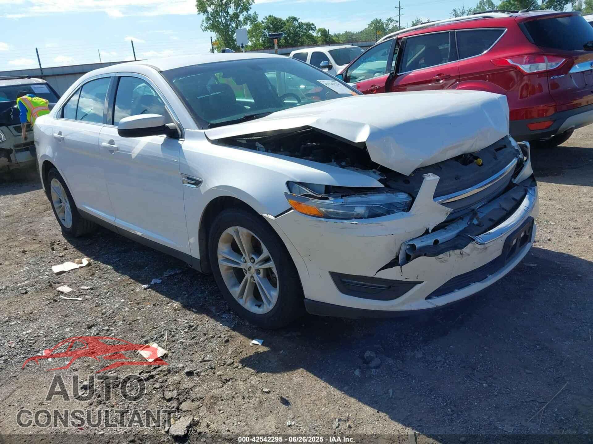 FORD TAURUS 2014 - 1FAHP2E85EG131292