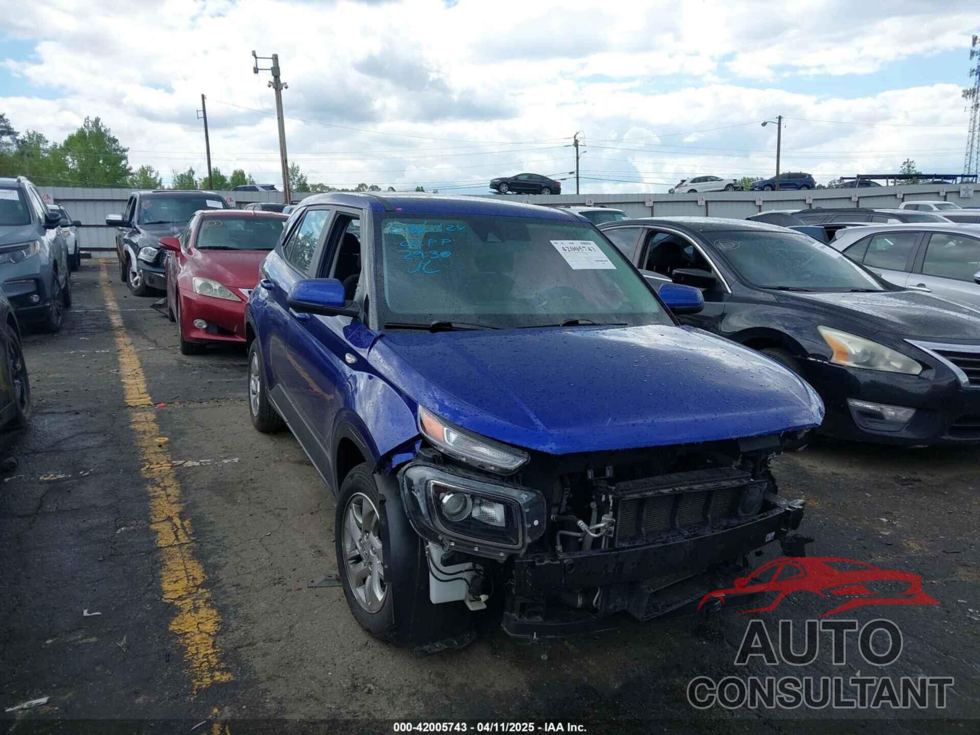 HYUNDAI VENUE 2021 - KMHRB8A39MU082930