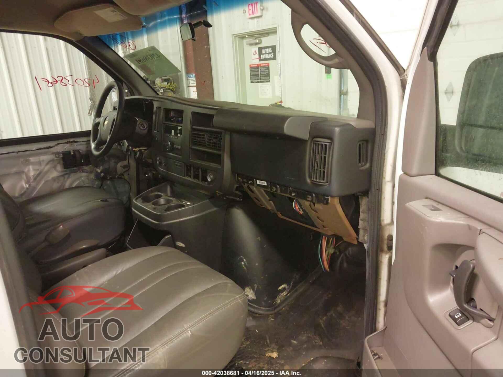 CHEVROLET EXPRESS 1500 2012 - 1GCSGAFX6C1167511