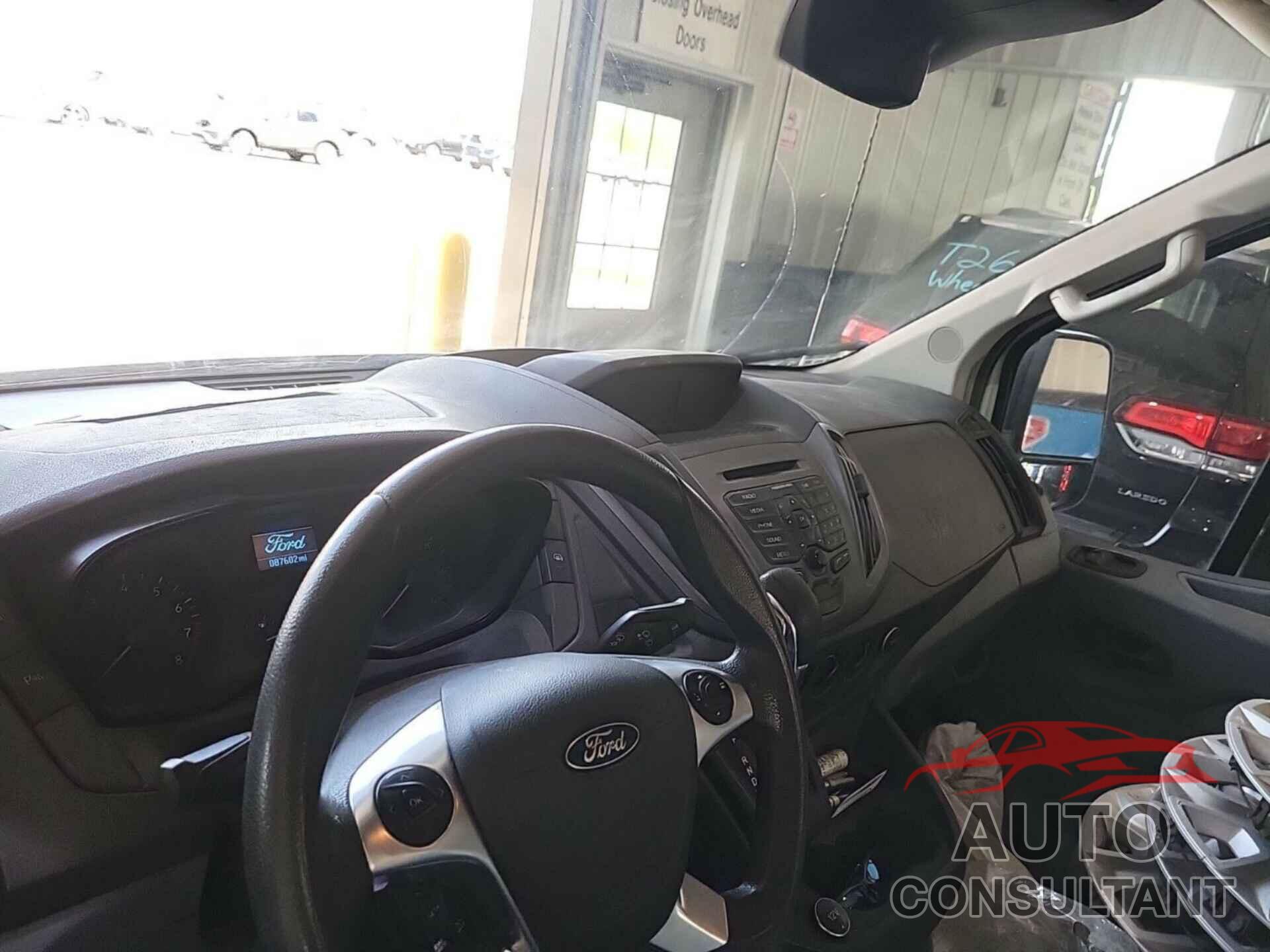 FORD TRANSIT 2018 - 1FTYE1YM8JKB52115