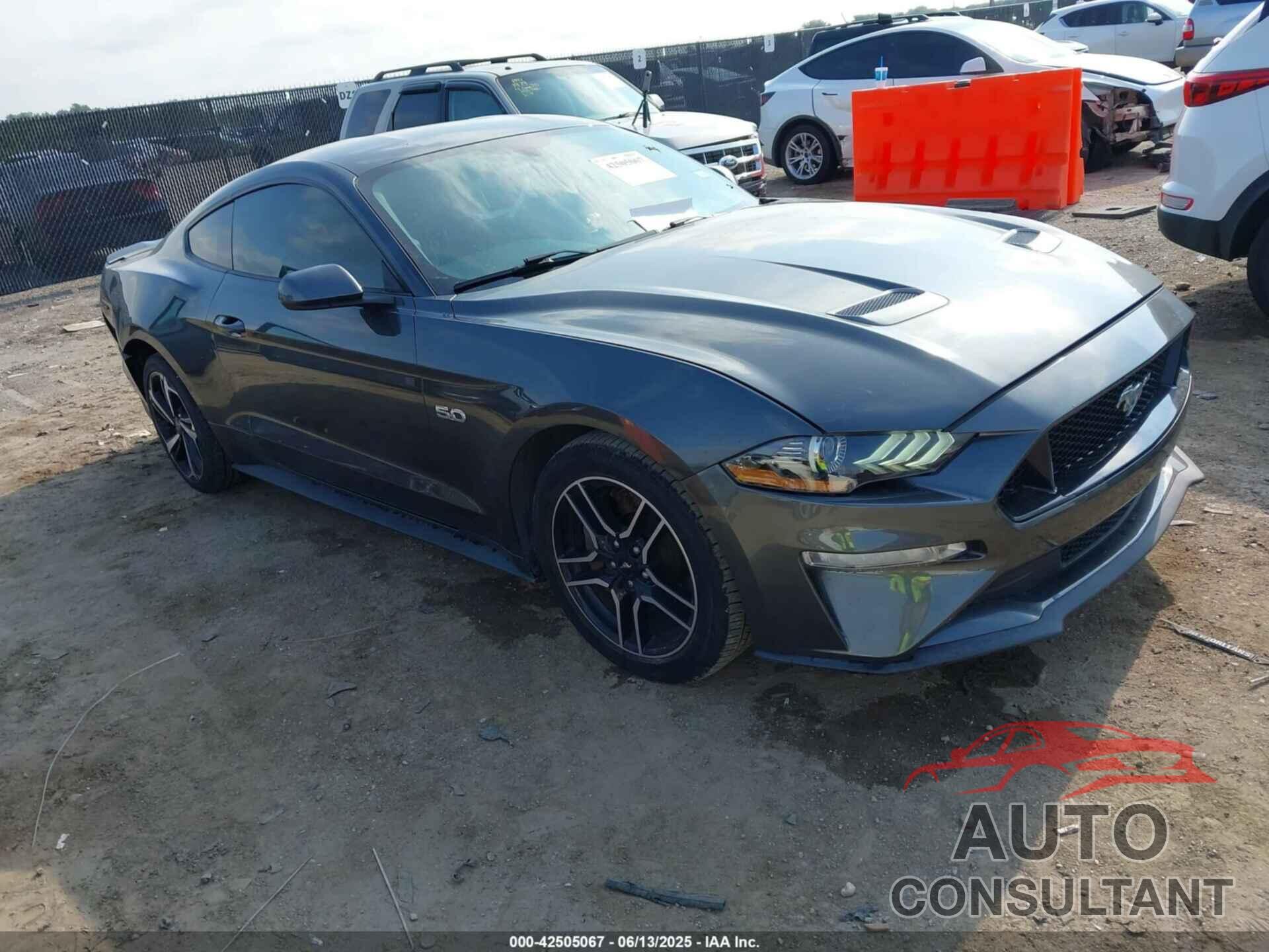 FORD MUSTANG 2019 - 1FA6P8CF5K5168636