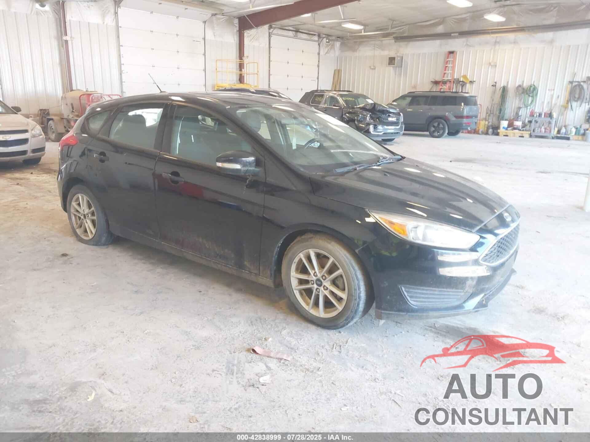 FORD FOCUS 2016 - 1FADP3K26GL359638