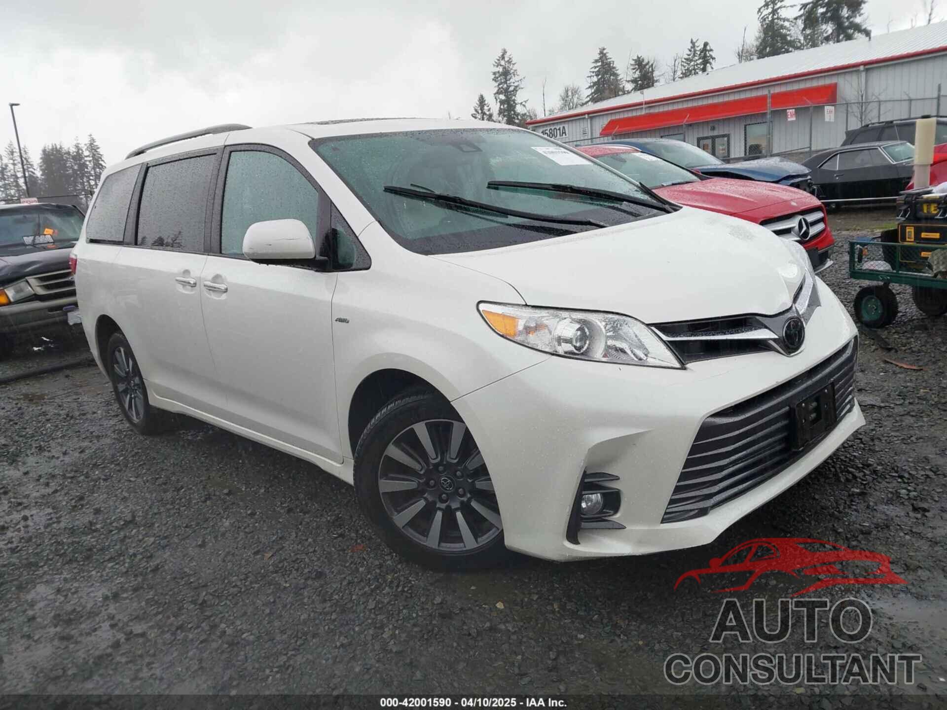 TOYOTA SIENNA 2018 - 5TDDZ3DC0JS201425