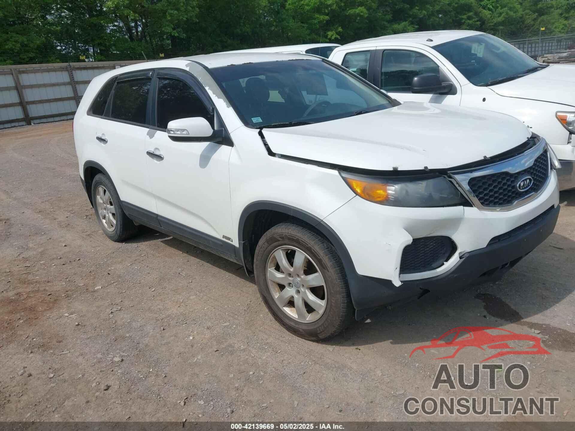 KIA SORENTO 2013 - 5XYKTDA65DG415454