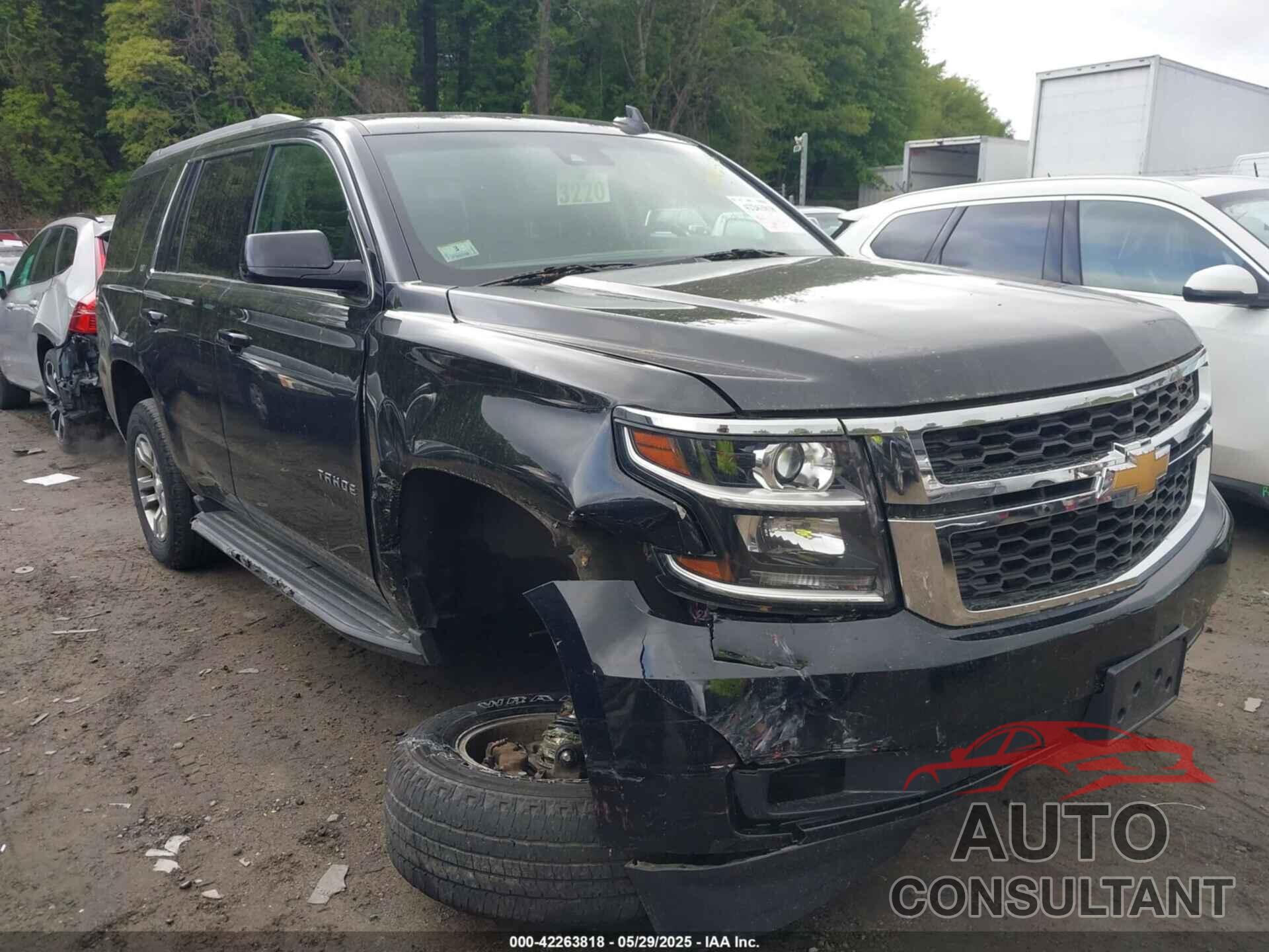 CHEVROLET TAHOE 2017 - 1GNSKBKC3HR164976