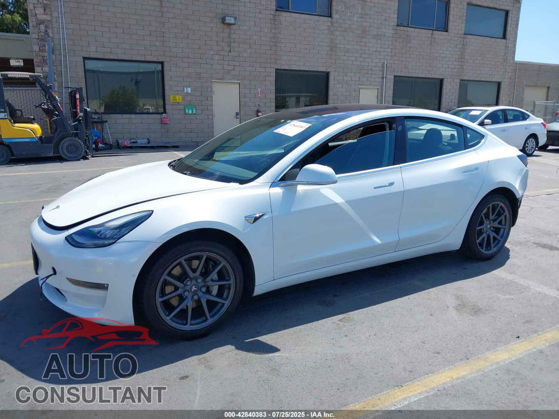 TESLA MODEL 3 2018 - 5YJ3E1EA6JF017183