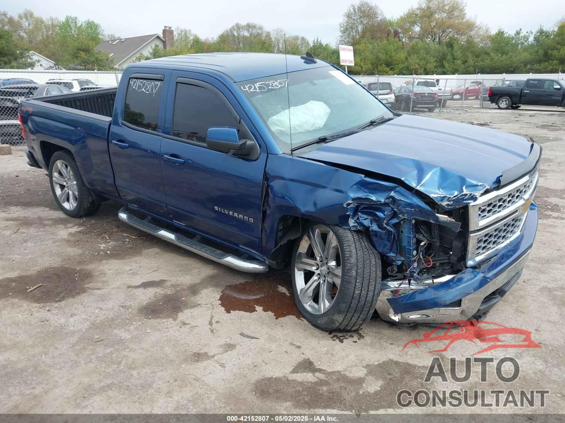 CHEVROLET SILVERADO 1500 2015 - 1GCVKREH6FZ185856