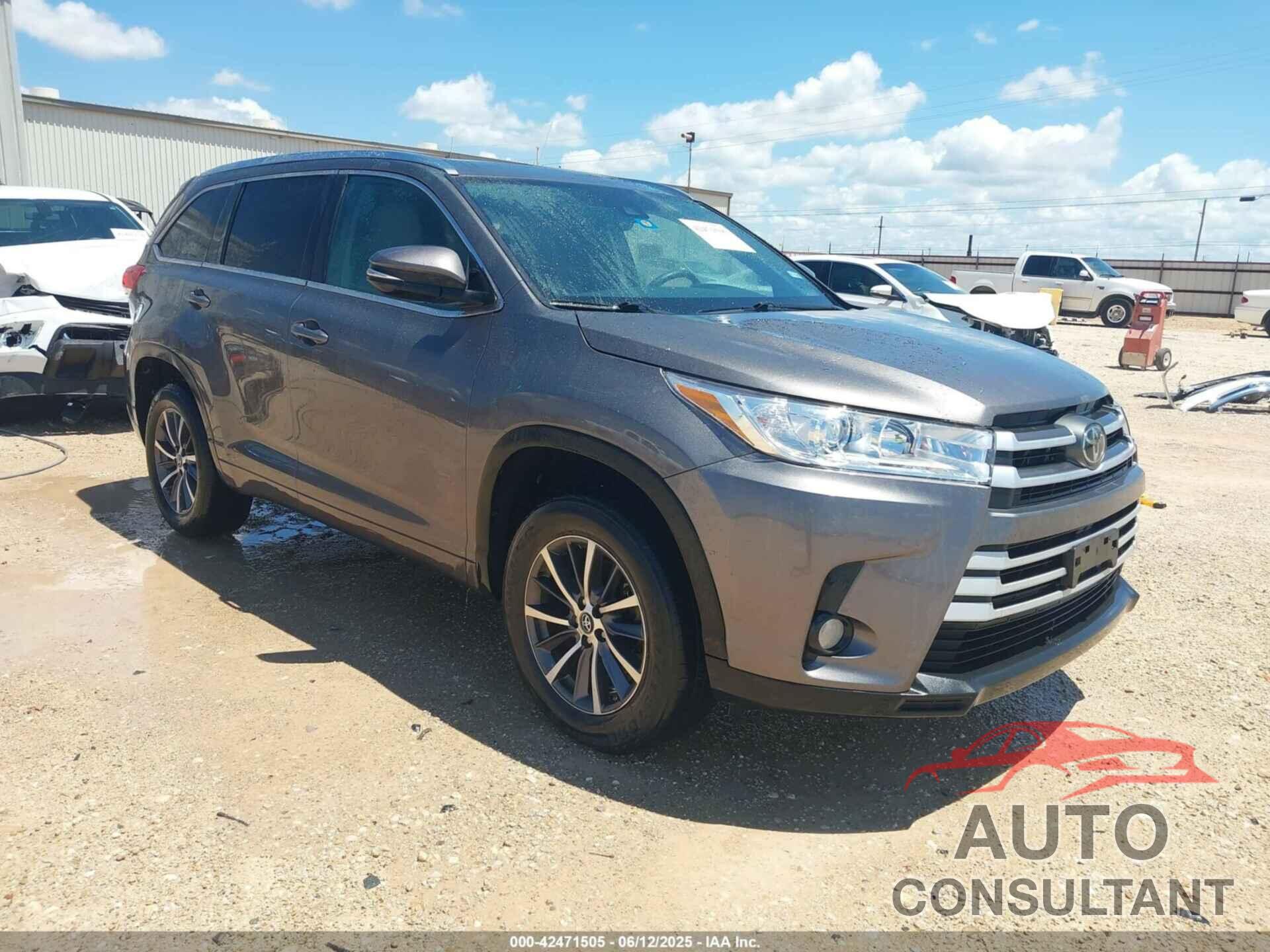 TOYOTA HIGHLANDER 2017 - 5TDKZRFH4HS193343