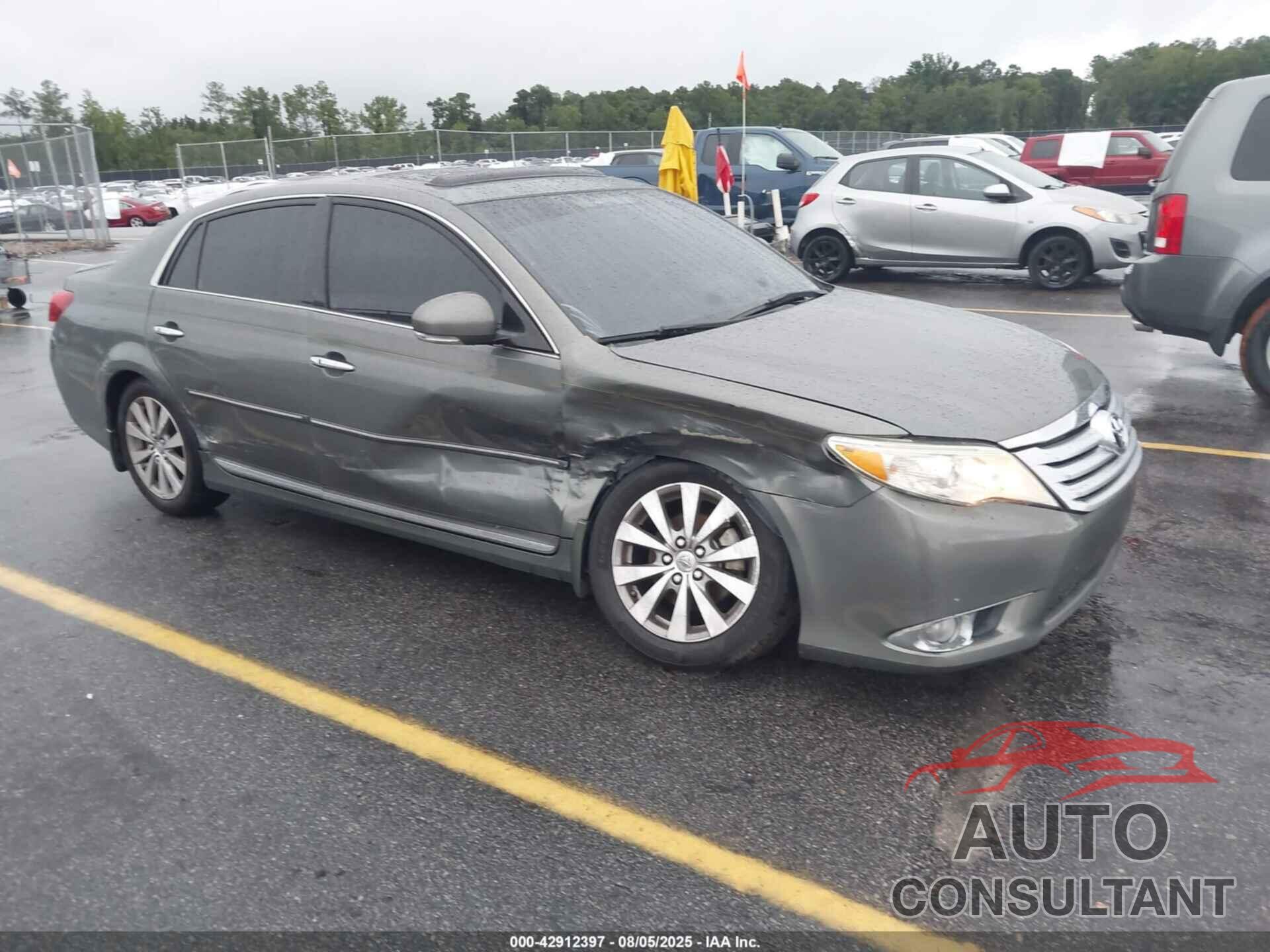 TOYOTA AVALON 2011 - 4T1BK3DB5BU406606