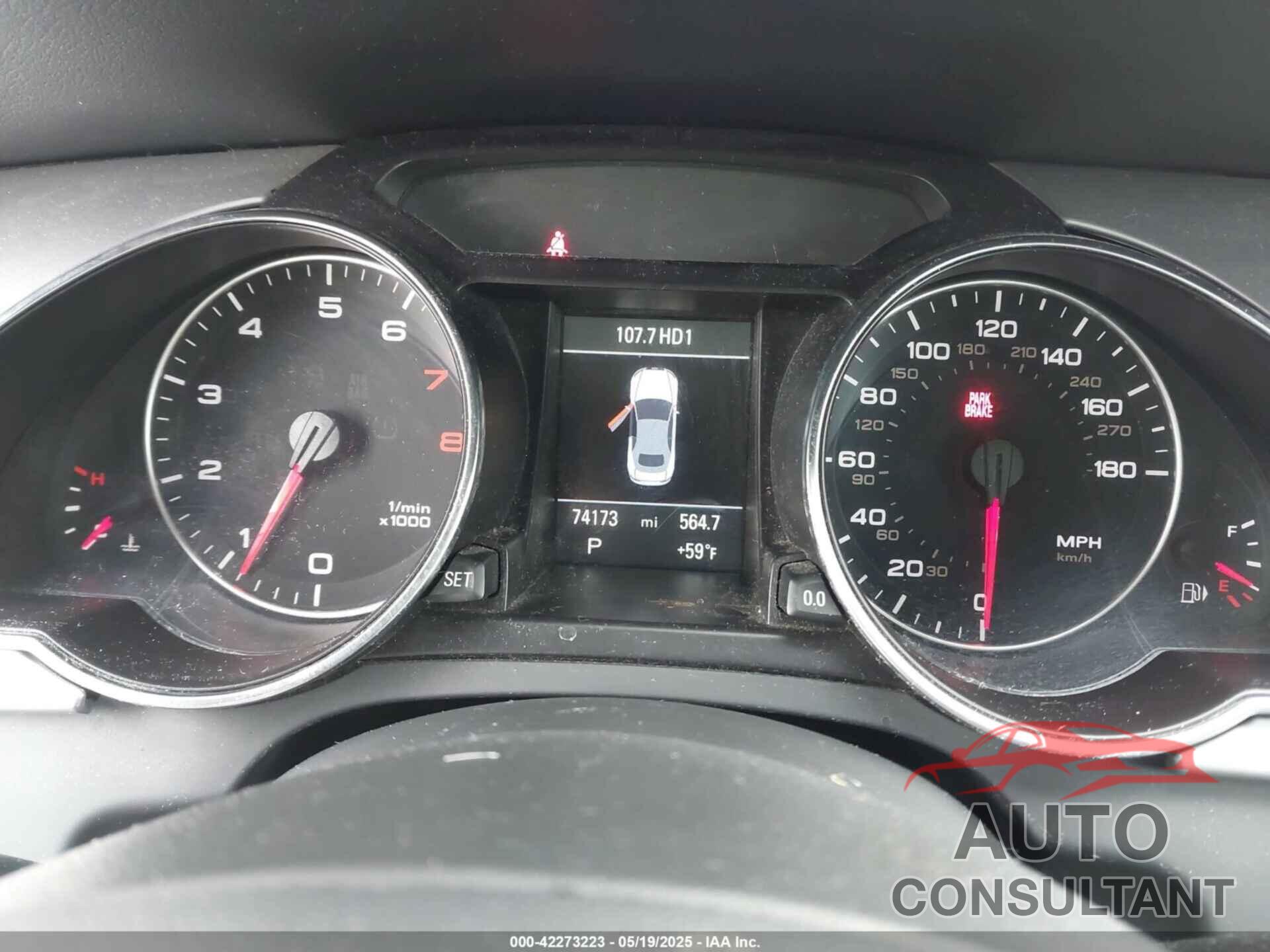 AUDI A5 2012 - WAULFAFH8CN001948