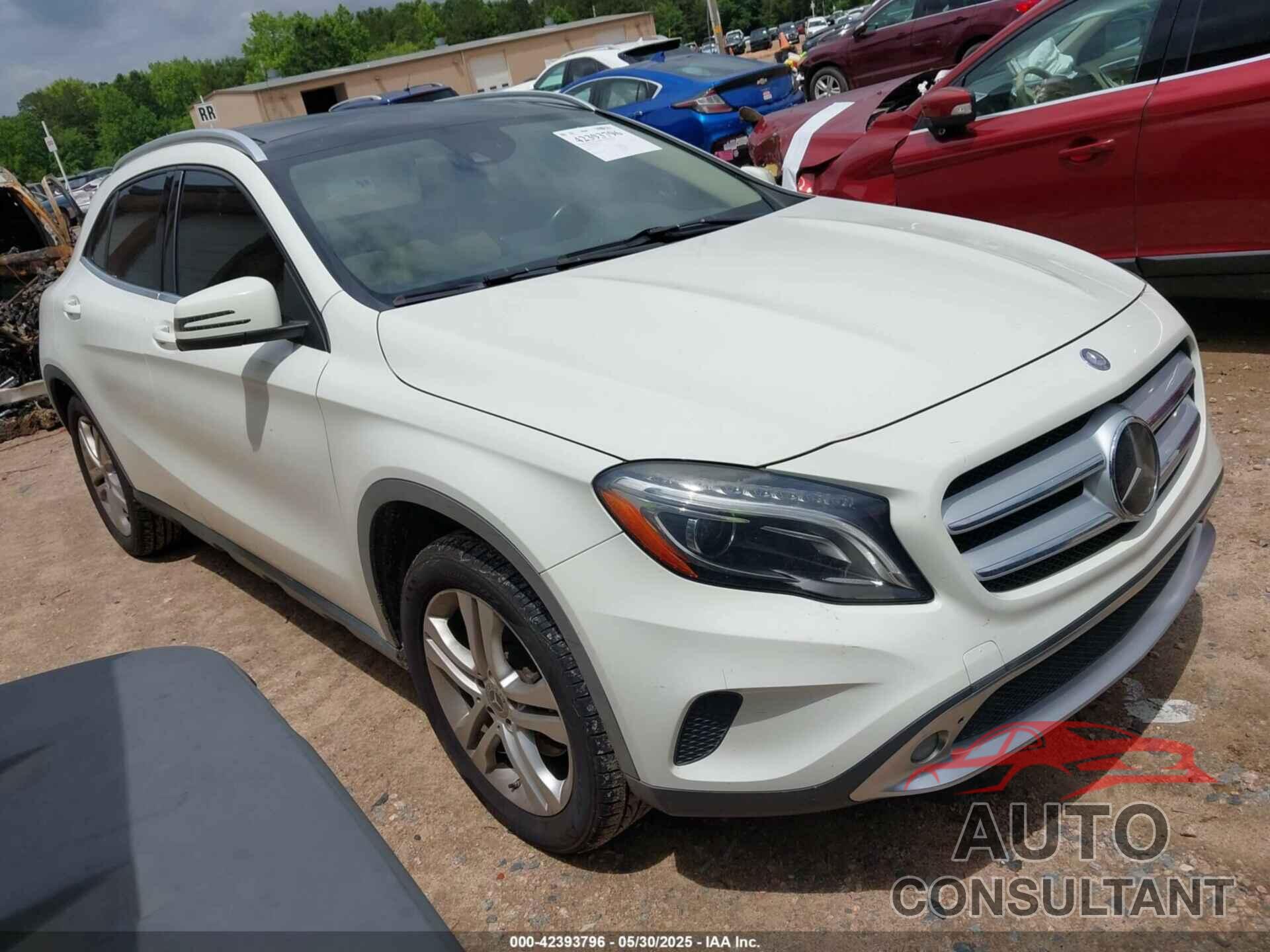 MERCEDES-BENZ GLA 250 2015 - WDCTG4GB5FJ073496