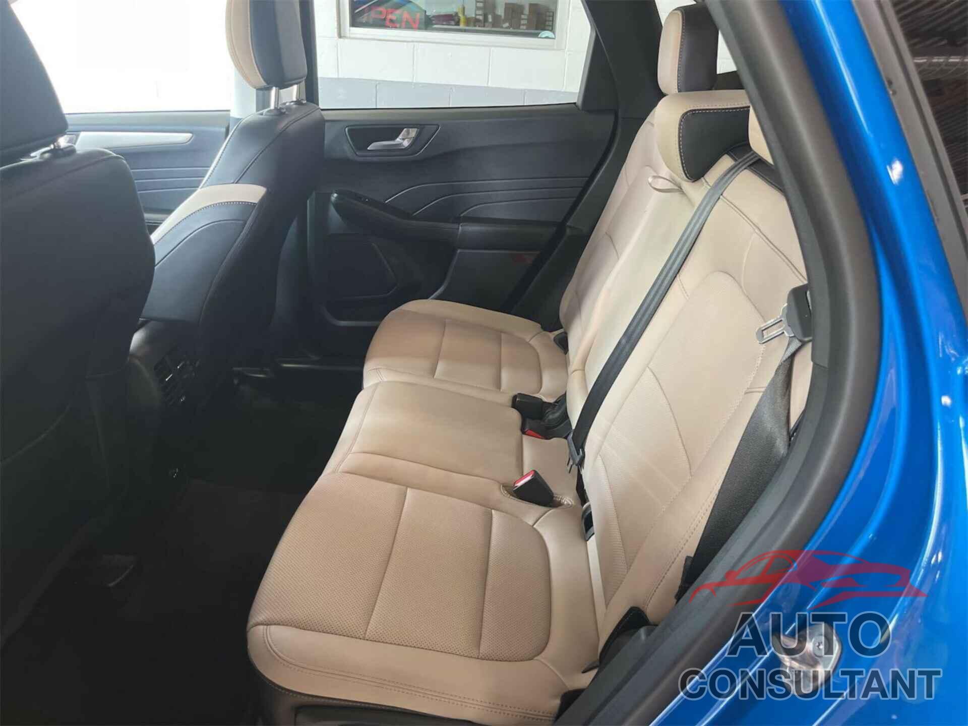 FORD ESCAPE 2021 - 1FMCU9H99MUA91420