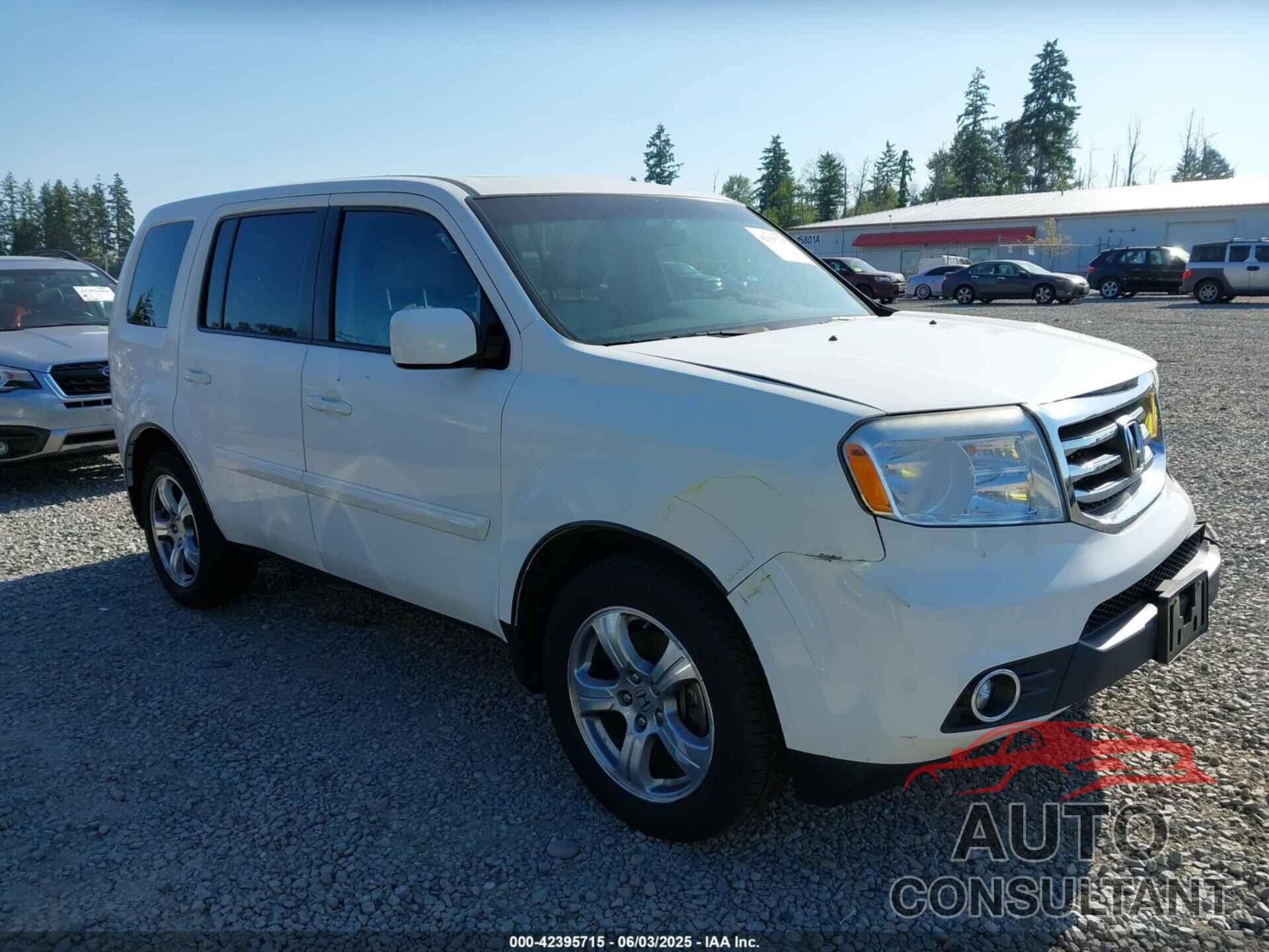 HONDA PILOT 2015 - 5FNYF4H72FB064237