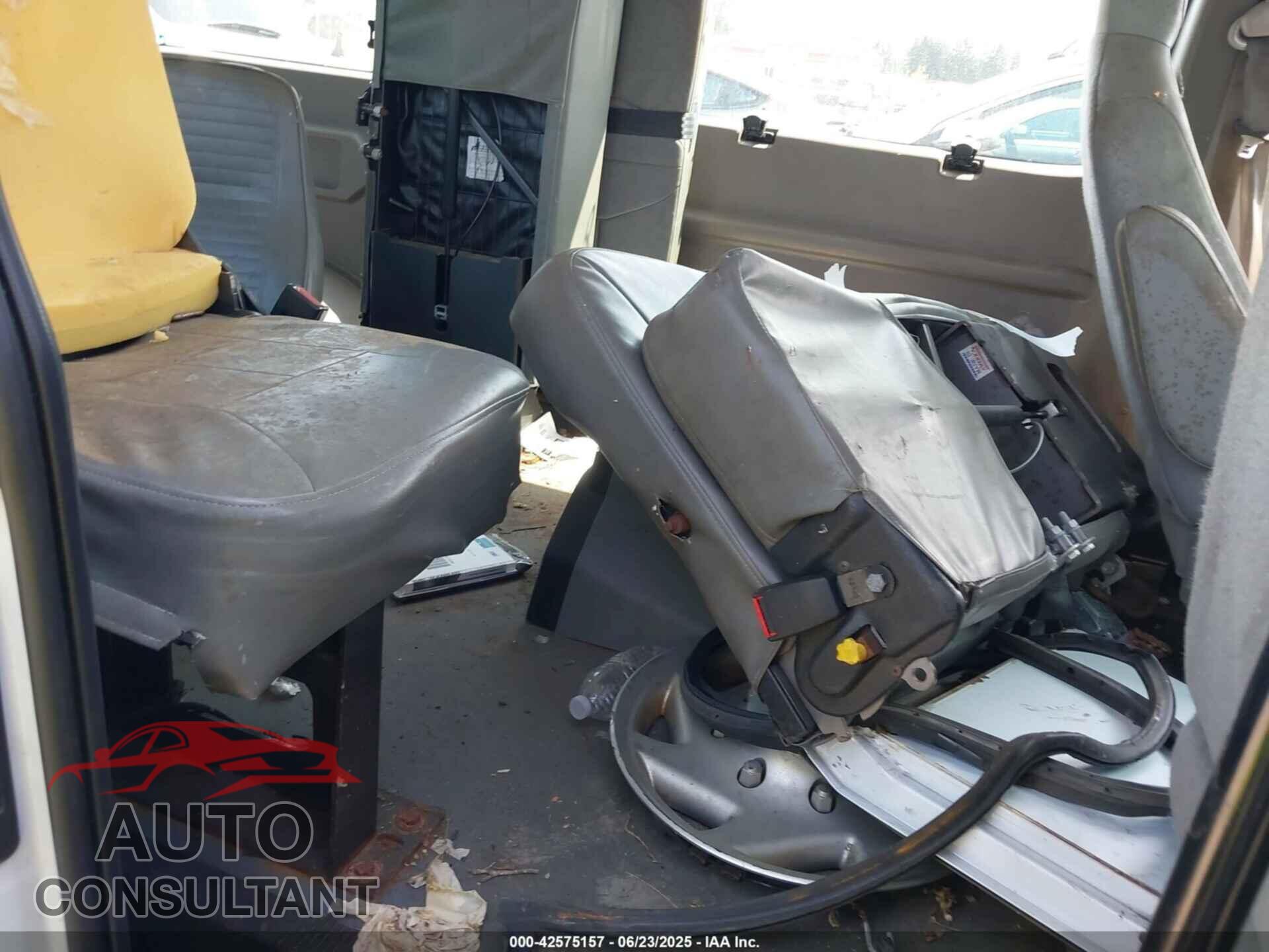 FORD E-150 2013 - 1FTNE1EW8DDA39234