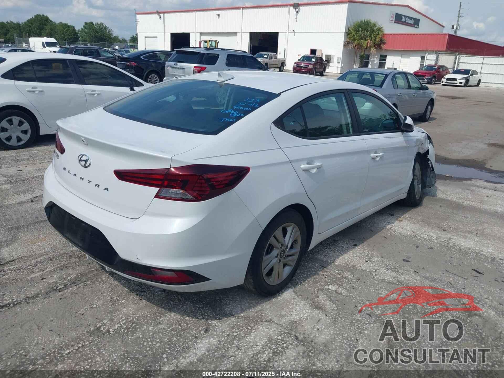 HYUNDAI ELANTRA 2020 - 5NPD84LF7LH554130