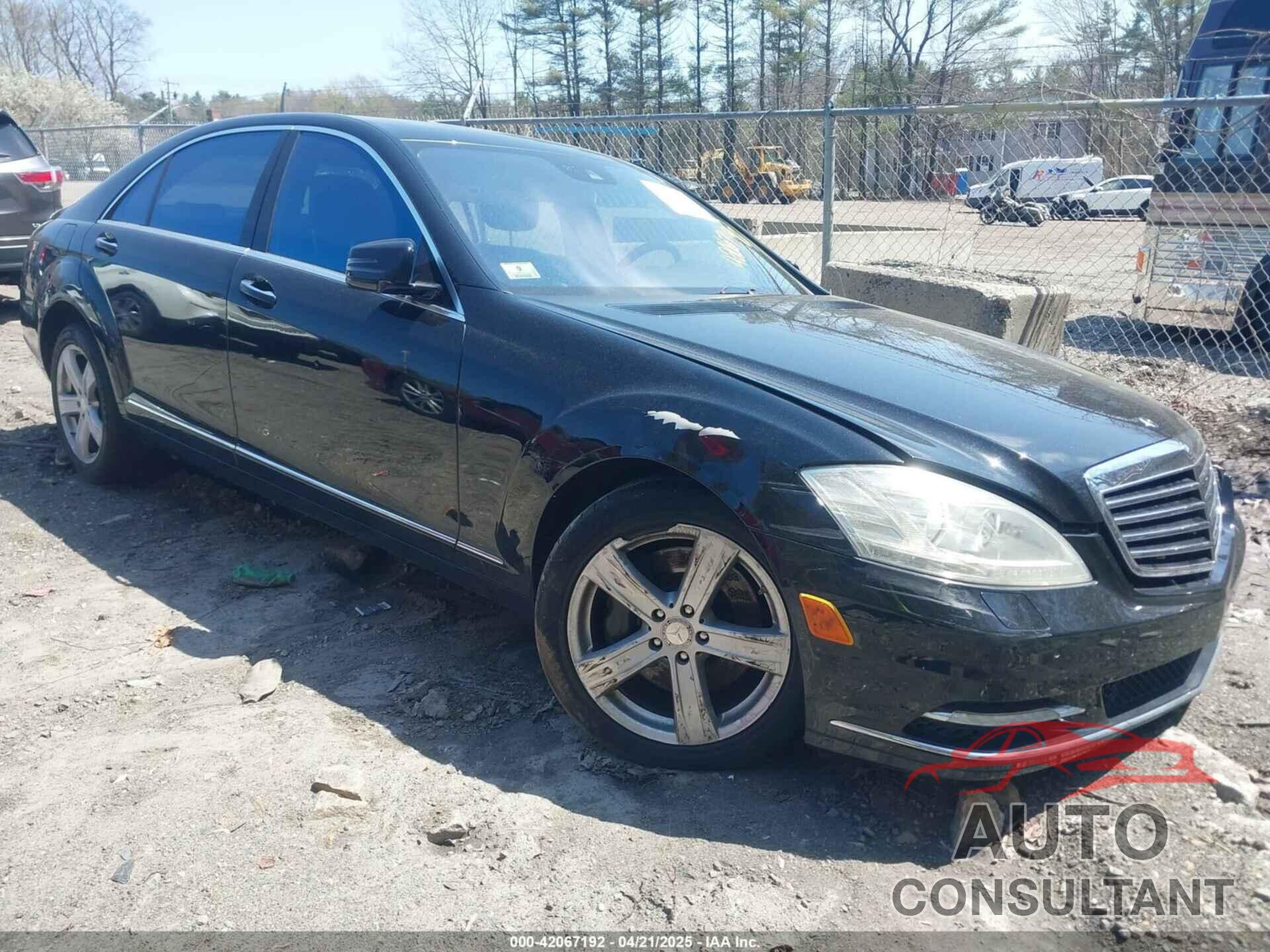 MERCEDES-BENZ S 550 2010 - WDDNG8GB8AA348556