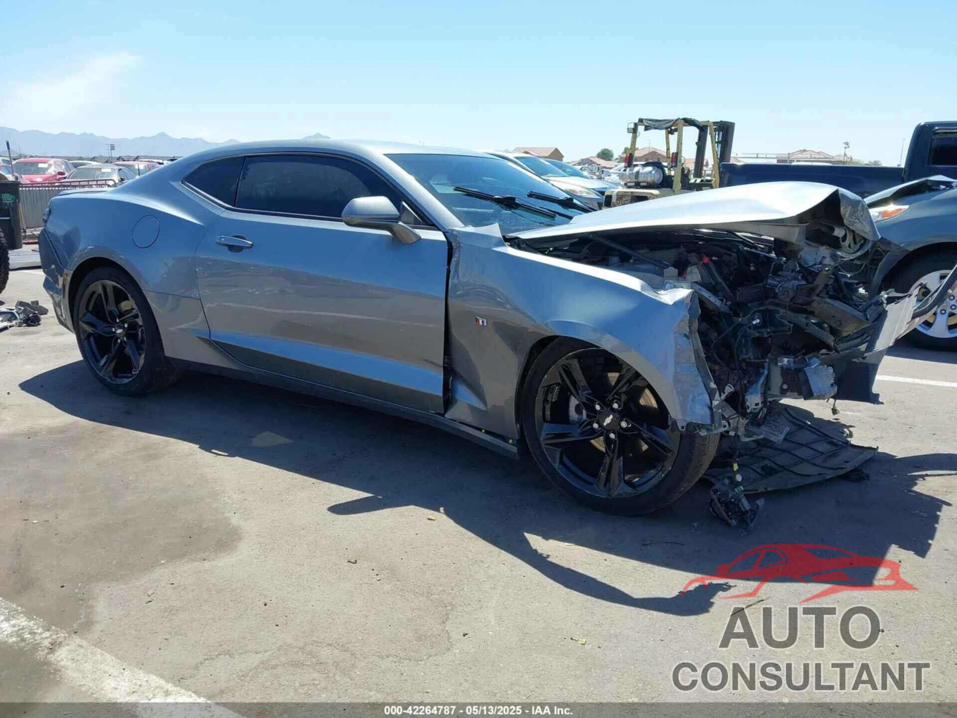 CHEVROLET CAMARO 2019 - 1G1FD1RX0K0145376