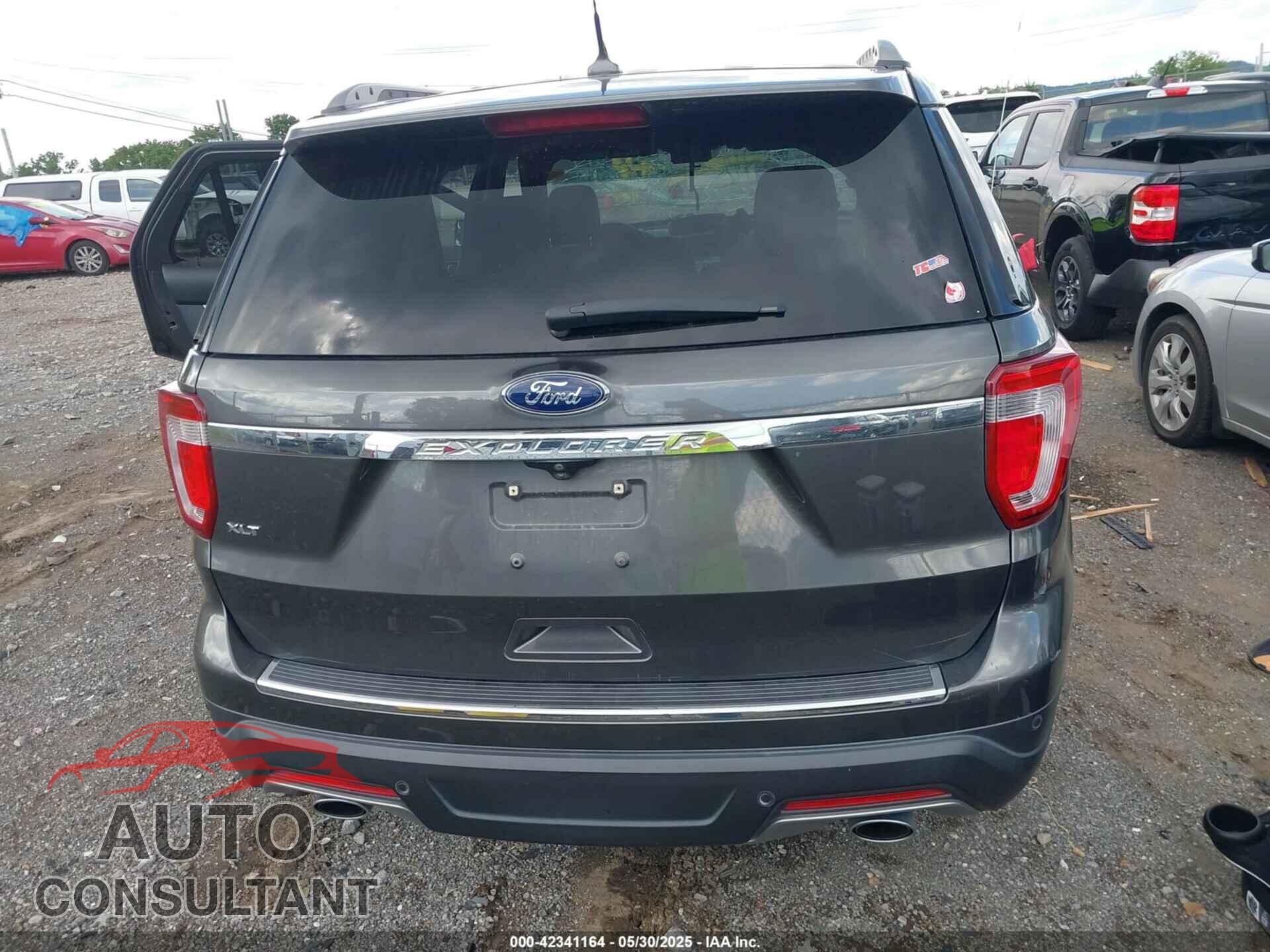 FORD EXPLORER 2018 - 1FM5K7D87JGB44531