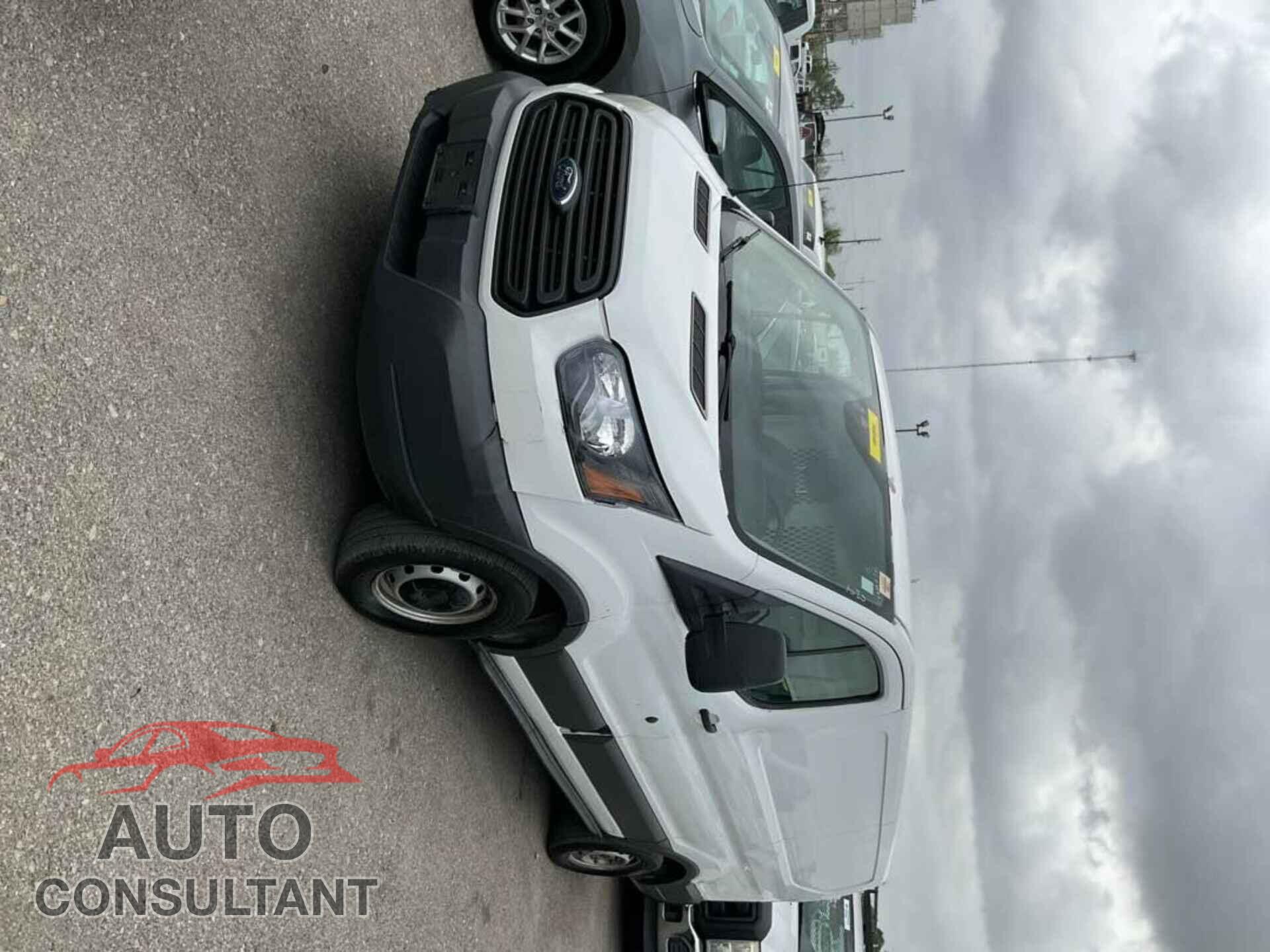 FORD TRANSIT 2015 - 1FTNE1YM7FKB30004