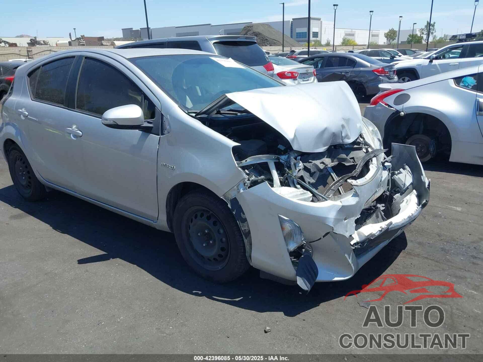 TOYOTA PRIUS C 2016 - JTDKDTB38G1134958