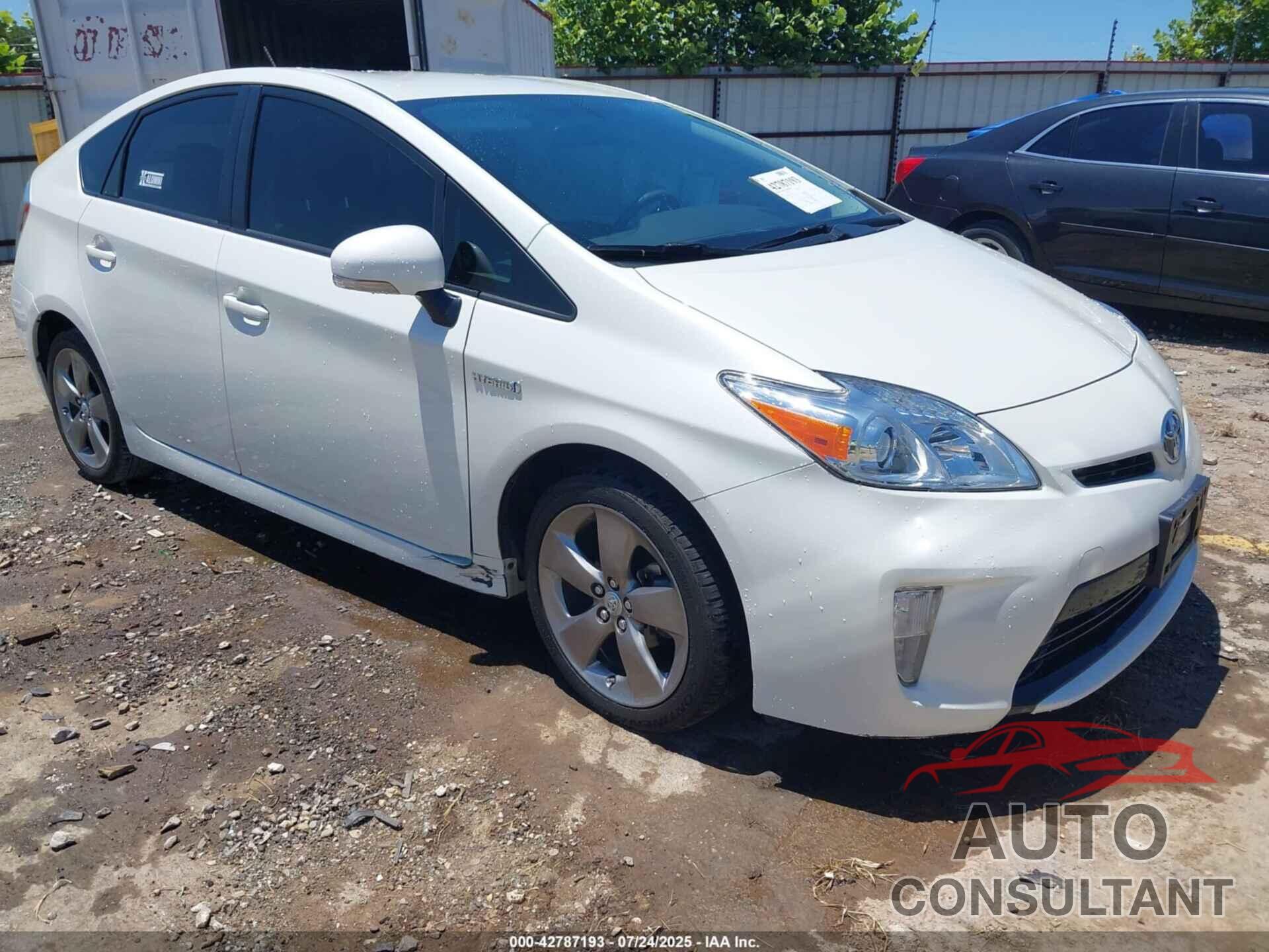 TOYOTA PRIUS 2015 - JTDKN3DU7F0419979