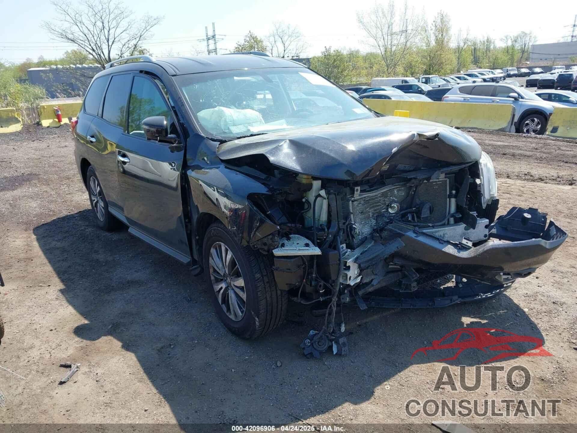 NISSAN PATHFINDER 2017 - 5N1DR2MM9HC648040
