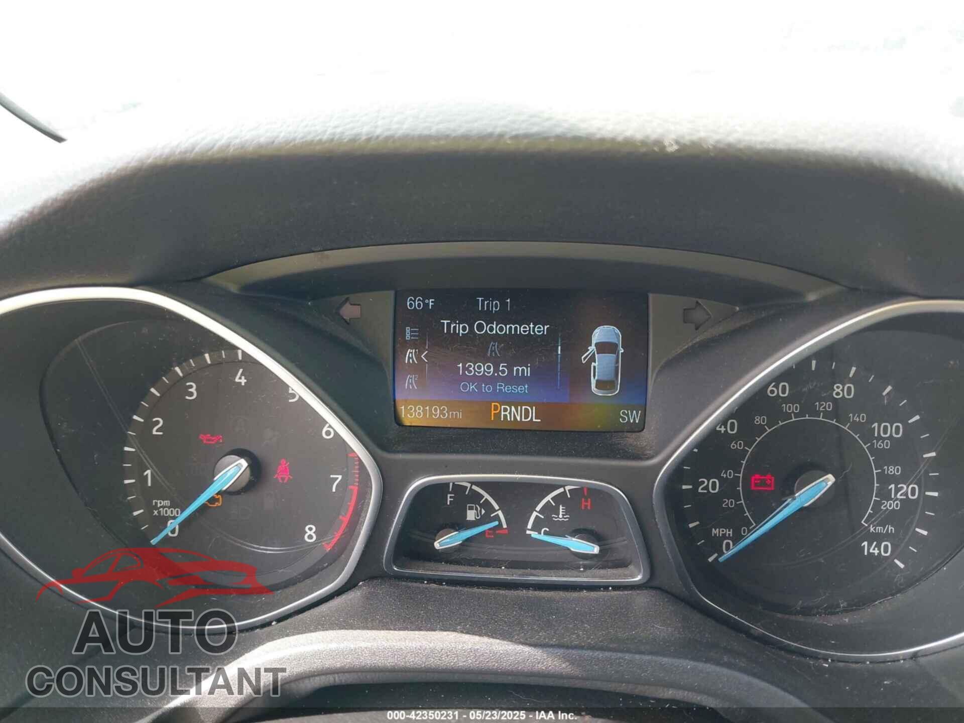 FORD FOCUS 2017 - 1FADP3F21HL218021
