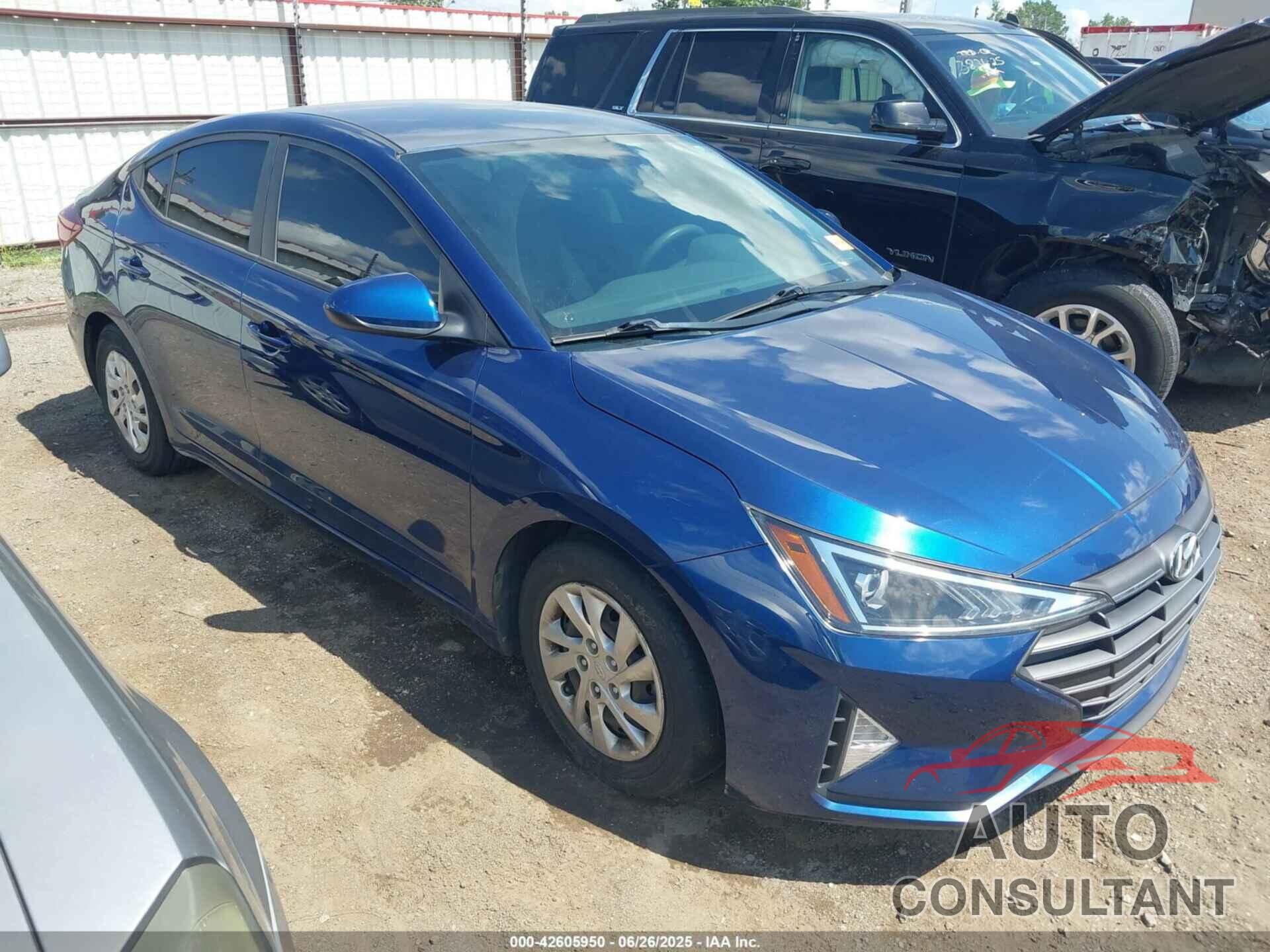HYUNDAI ELANTRA 2019 - 5NPD74LF0KH488862